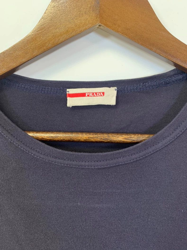 Prada Prada Men's Navy Long-Sleeve T-Shirt M - dmc Size US M / EU 48-50 / 2 - 3 Thumbnail