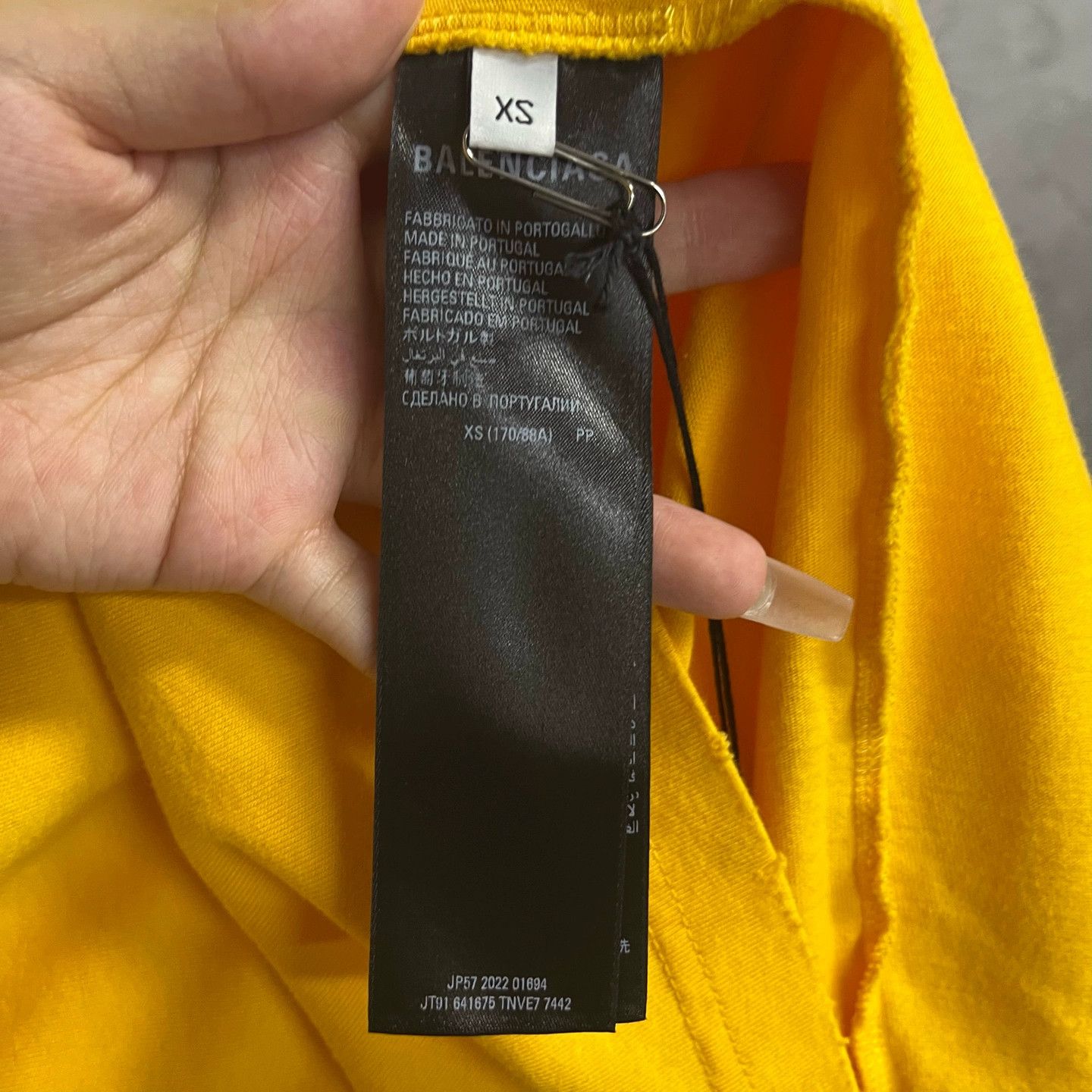 Balenciaga Balenciaga Yellow Logo Print Short-Sleeve T-Shirt - dmc Size US XS / EU 42 / 0 - 3 Thumbnail