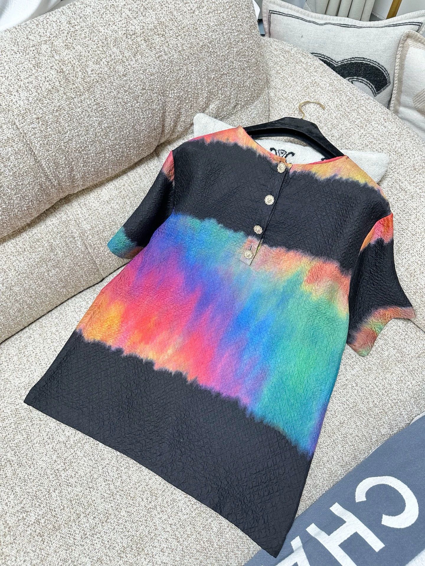 Chanel Chanel 20A Colorful Gradient Short Sleeve Top - dmc Size US L / EU 52-54 / 3 - 3 Thumbnail