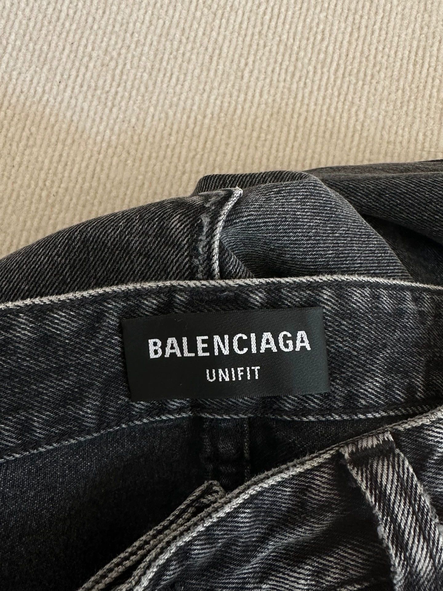 Balenciaga Balenciaga Pull Up Jeans - dmc Size US 26 / EU 42 - 2 Thumbnail