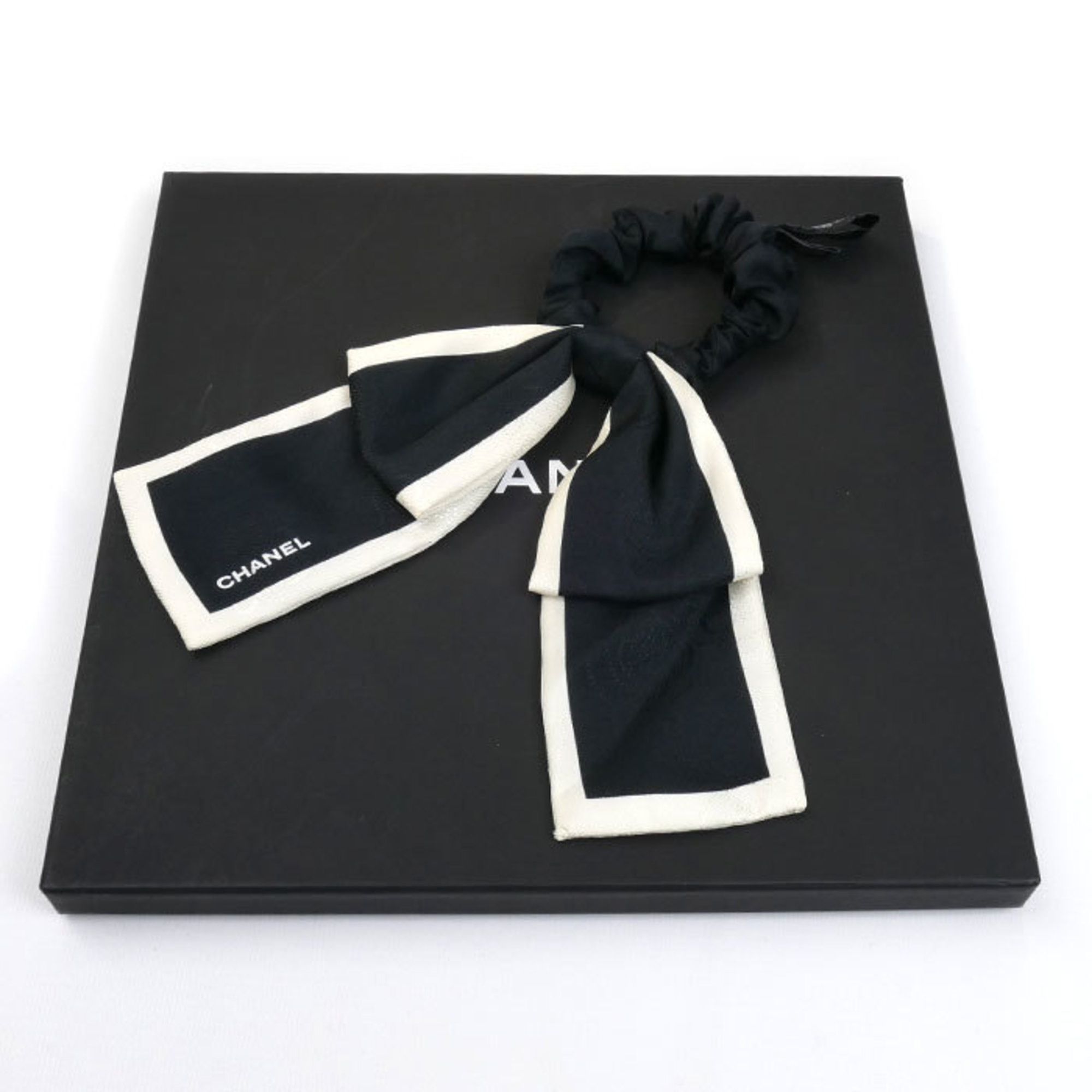 Chanel CHANEL Silk Ribbon Scrunchie Hair AA7530 Women's Size ONE SIZE - 6 Thumbnail