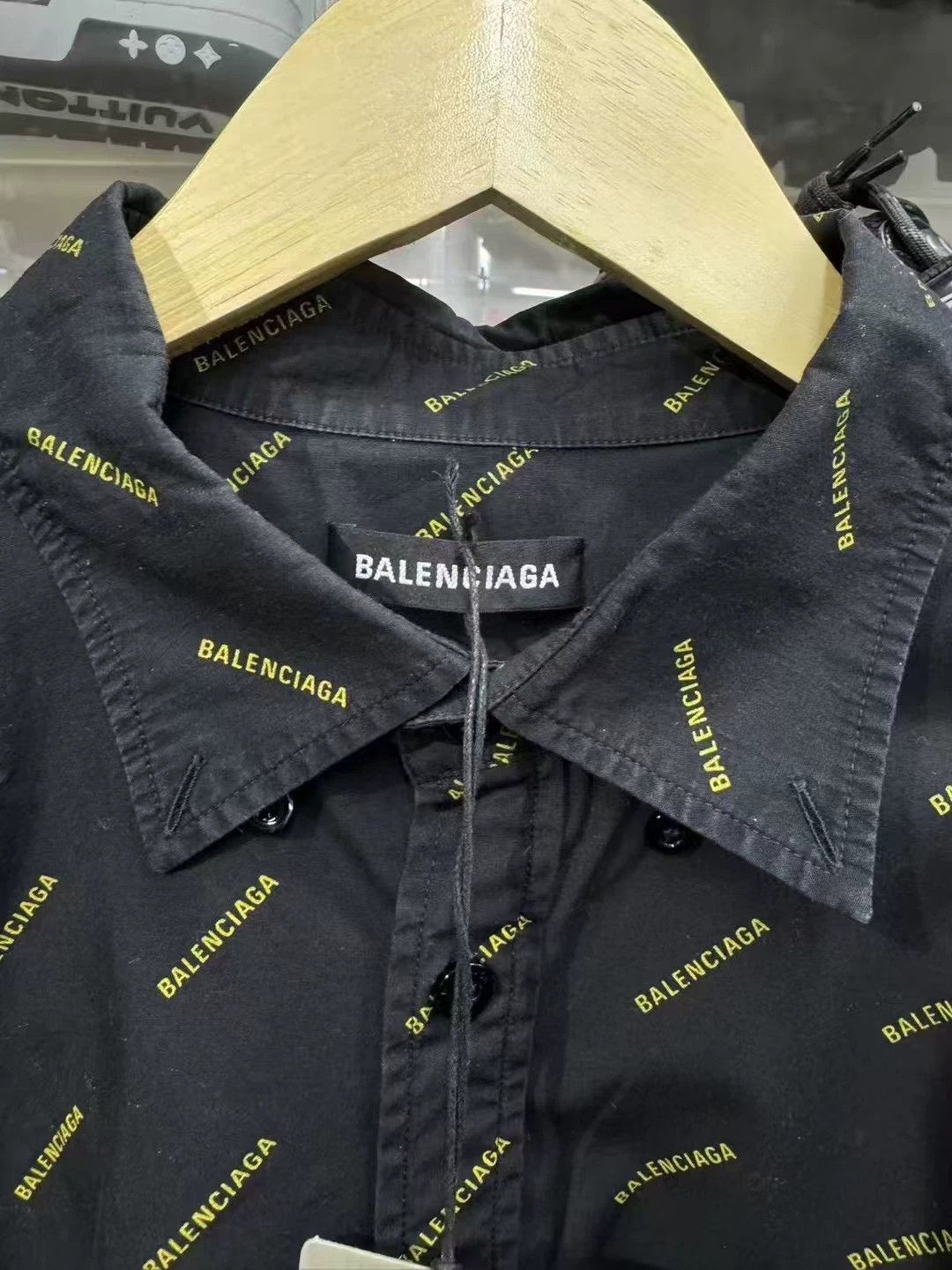 Balenciaga Balenciaga Logo Print Short Sleeve Shirt - dmc Size US S / EU 44-46 / 1 - 3 Thumbnail