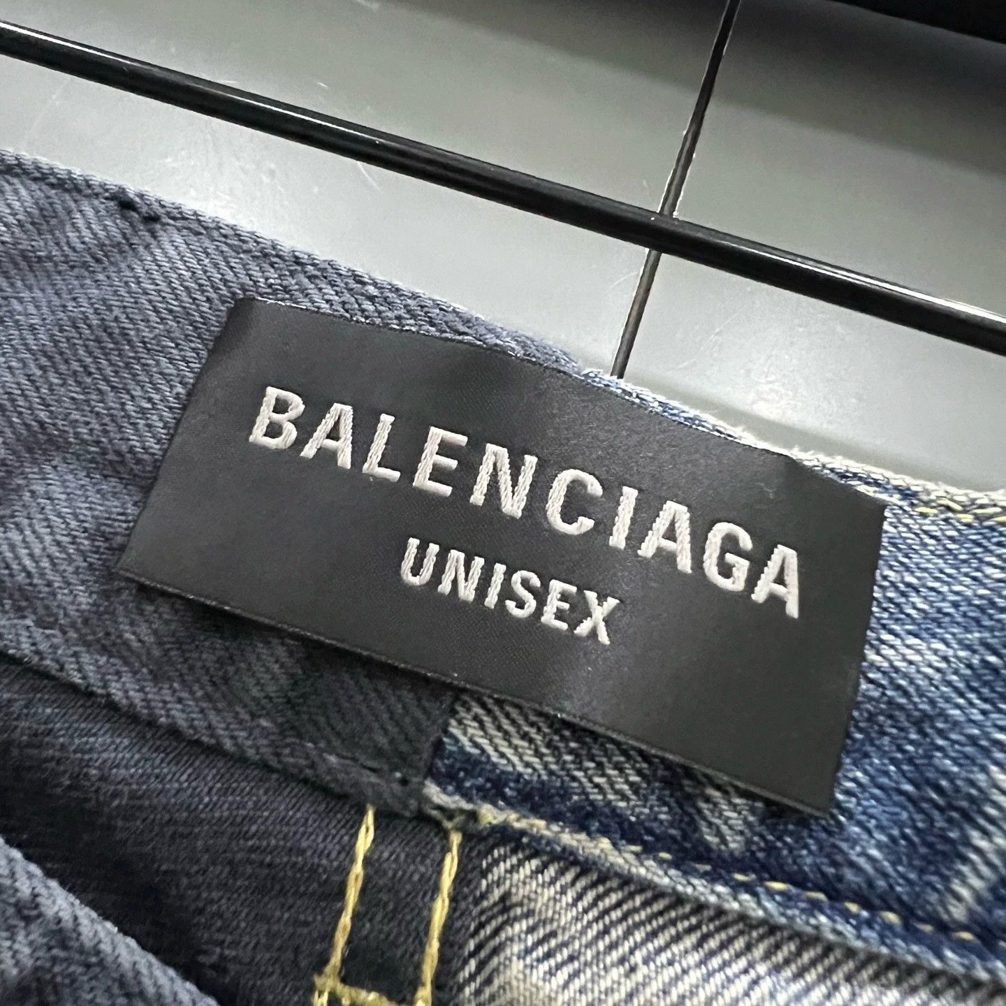 Balenciaga Balenciaga Patchwork Asymmetric Jeans - dmc Size US 26 / EU 42 - 3 Thumbnail