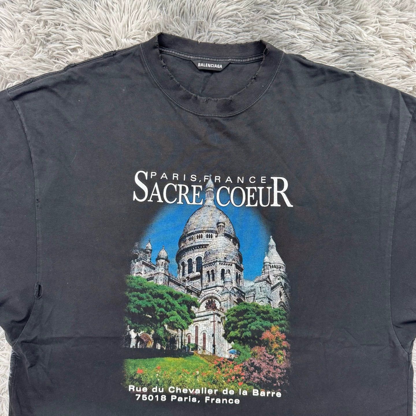 Balenciaga Balenciaga Castle Print Short Sleeve T-shirt - dmc Size US S / EU 44-46 / 1 - 3 Thumbnail