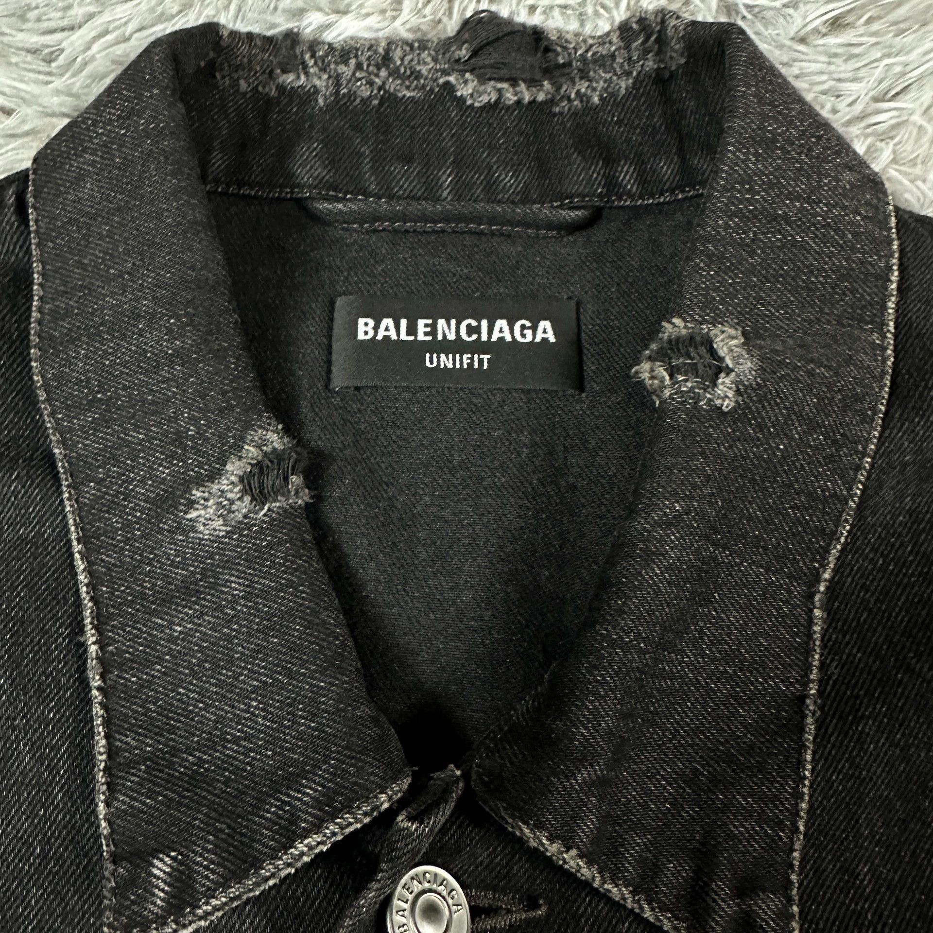 Balenciaga Balenciaga Black Embroidered Denim Jacket - dmc Size US M / EU 48-50 / 2 - 3 Thumbnail
