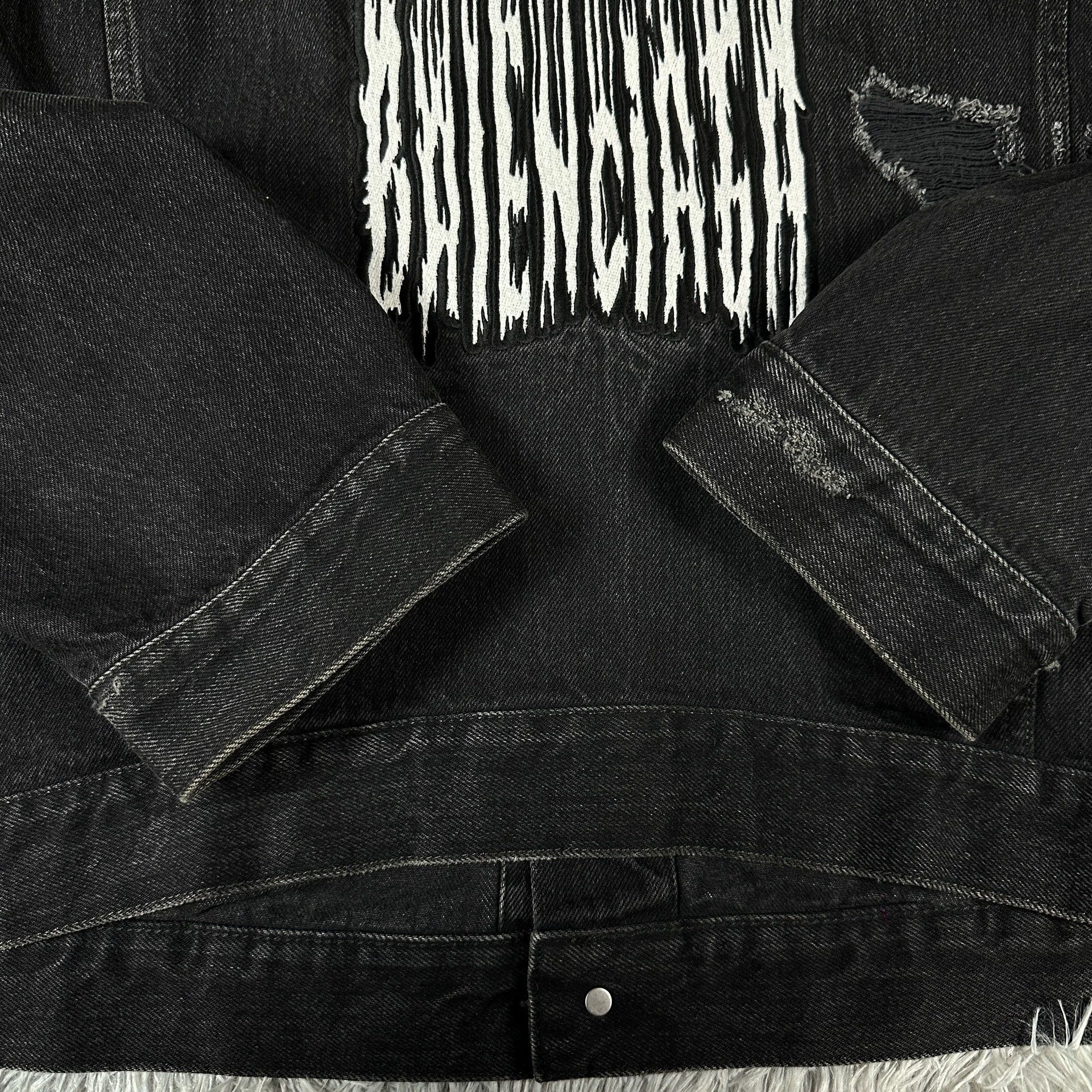 Balenciaga Balenciaga Black Embroidered Denim Jacket - dmc Size US M / EU 48-50 / 2 - 6 Thumbnail