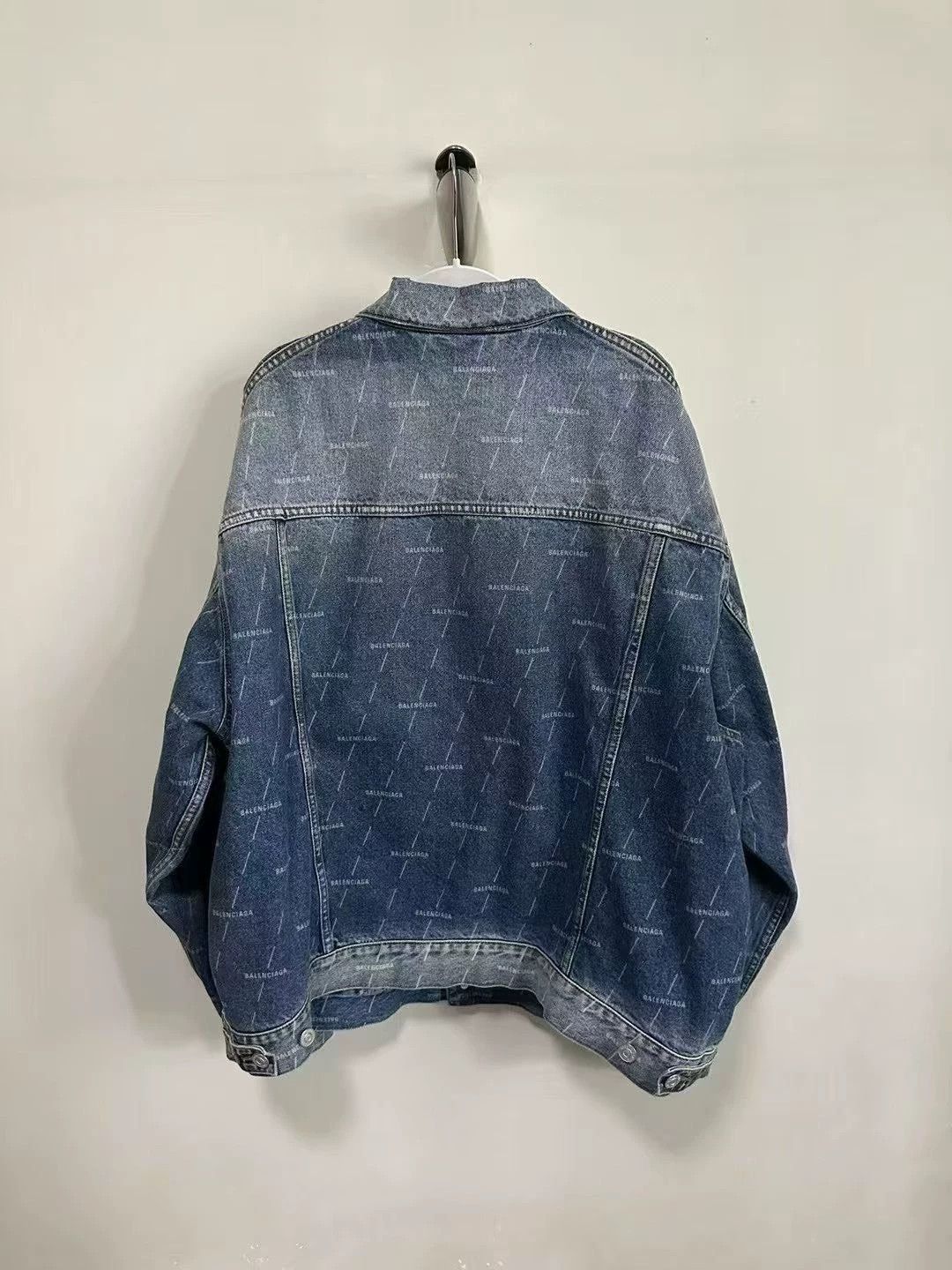 Balenciaga Balenciaga Denim Jacket with Text - dmc Size US M / EU 48-50 / 2 - 2 Thumbnail
