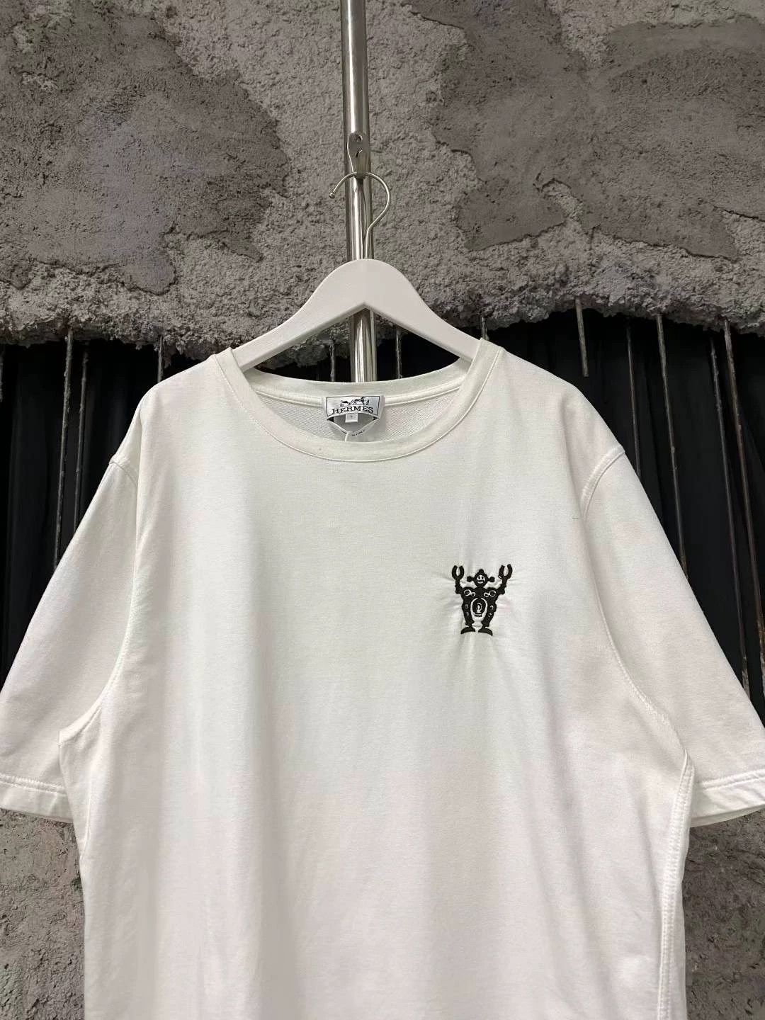 Hermes Hermes Embroidered Robot Short Sleeve - dmc Size US L / EU 52-54 / 3 - 3 Thumbnail