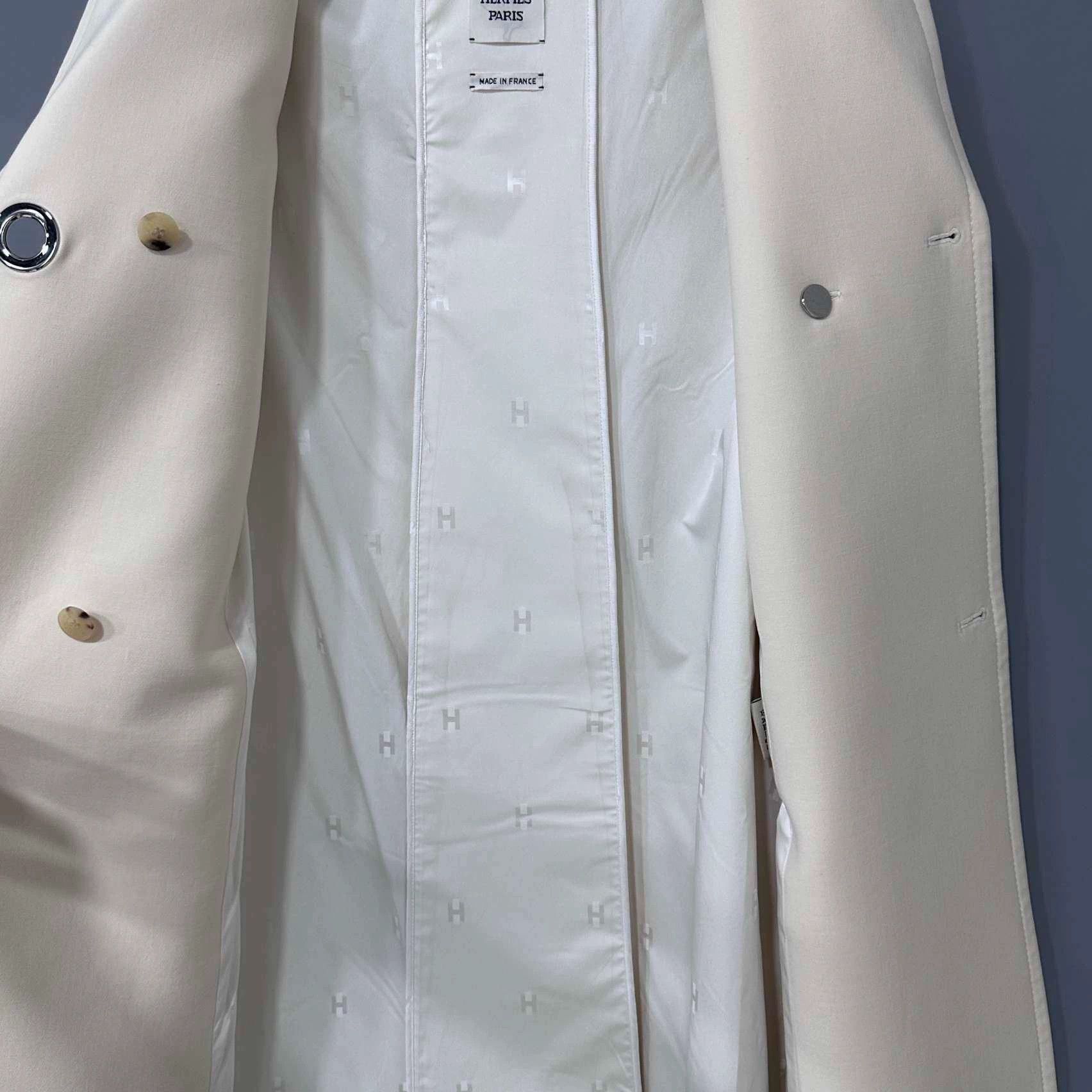 Hermes Hermes Cream Printed Lining Coat - dmc Size US S / EU 44-46 / 1 - 4 Thumbnail