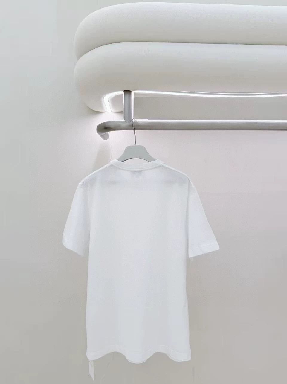 Hermes Hermes White Pocket Short Sleeve T-Shirt S - dmc Size US S / EU 44-46 / 1 - 2 Thumbnail
