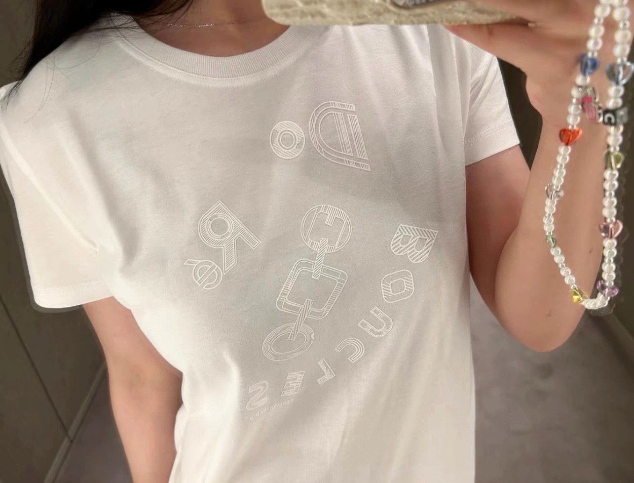 Hermes Hermes White Letter Print Short Sleeve - dmc Size US XS / EU 42 / 0 - 7 Thumbnail
