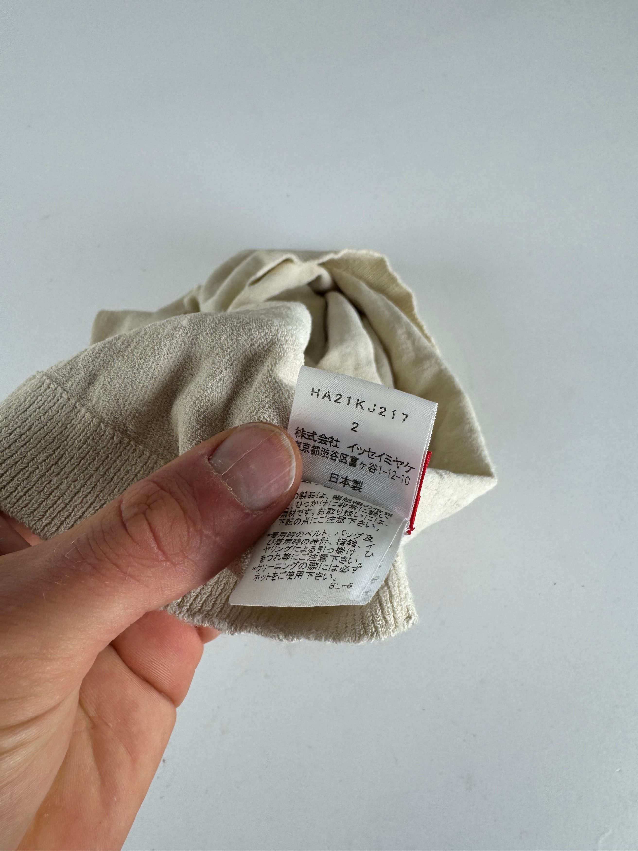 Issey Miyake Vintage Turtleneck Top Beige 38/M Size M / US 6-8 / IT 42-44 - 14 Thumbnail
