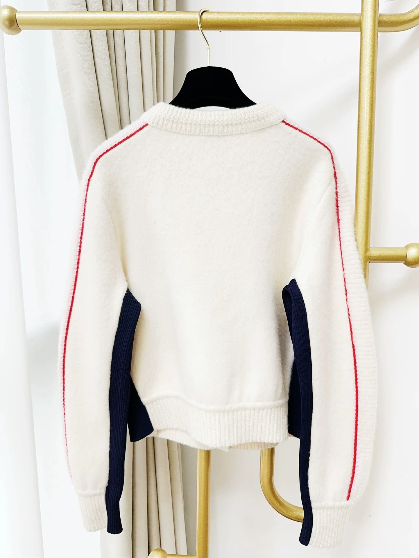 Chanel Chanel Coco Neige Cashmere Jacket - dmc Size US L / EU 52-54 / 3 - 4 Thumbnail