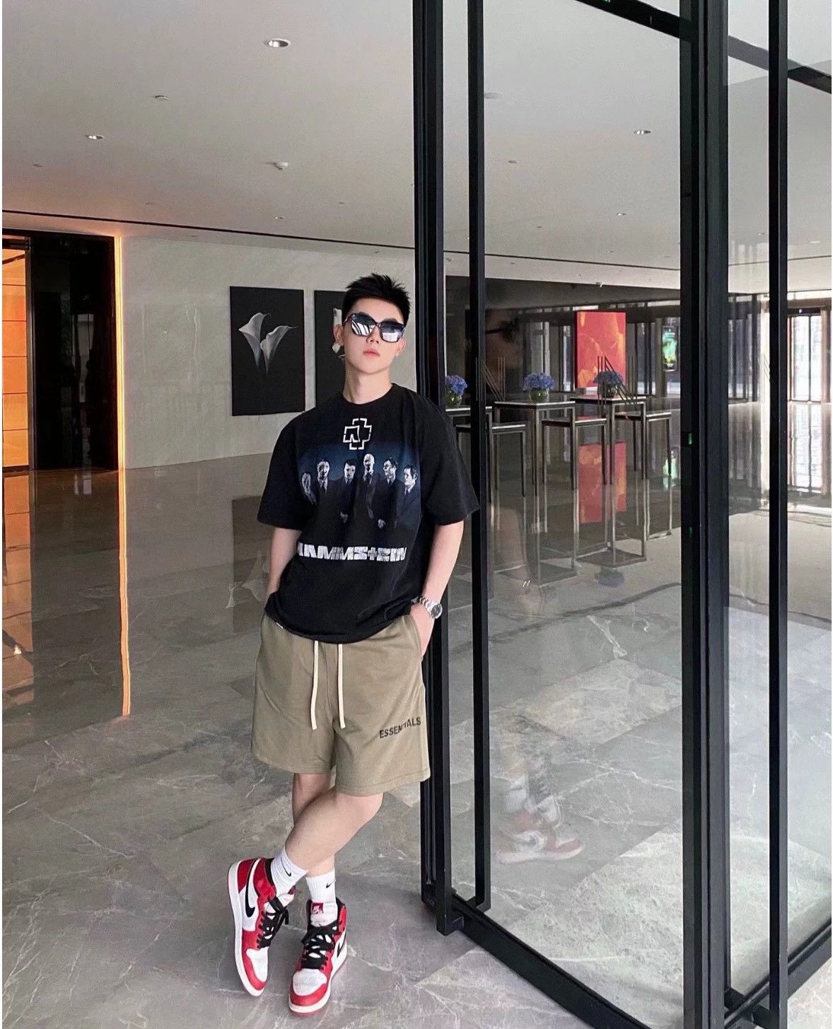 Balenciaga Balenciaga German Tank Show Tee - dmc Size US XXS / EU 40 - 6 Thumbnail
