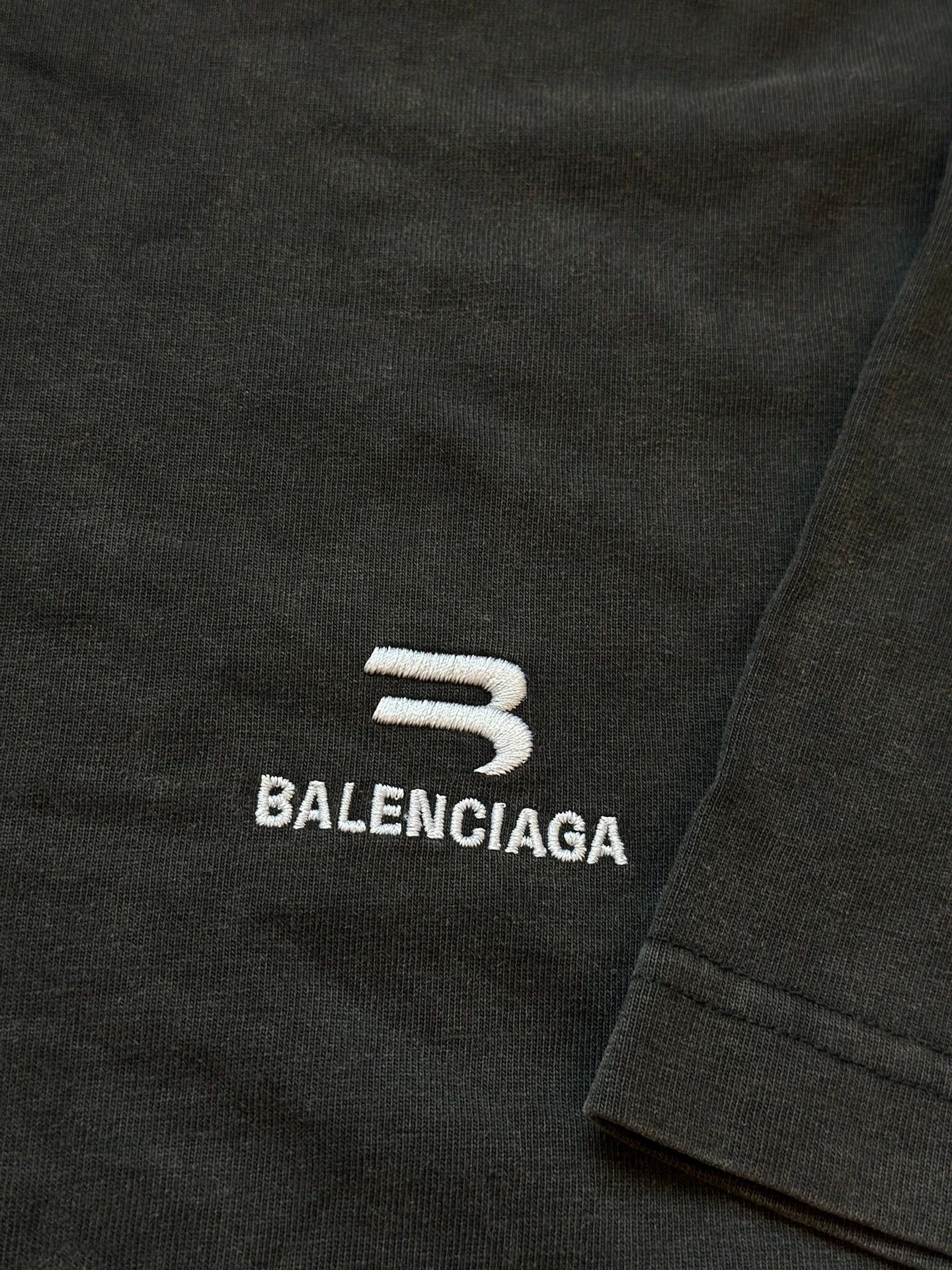 Balenciaga Balenciaga Sporty B Embroidered Washed Tee - dmc Size US S / EU 44-46 / 1 - 3 Thumbnail
