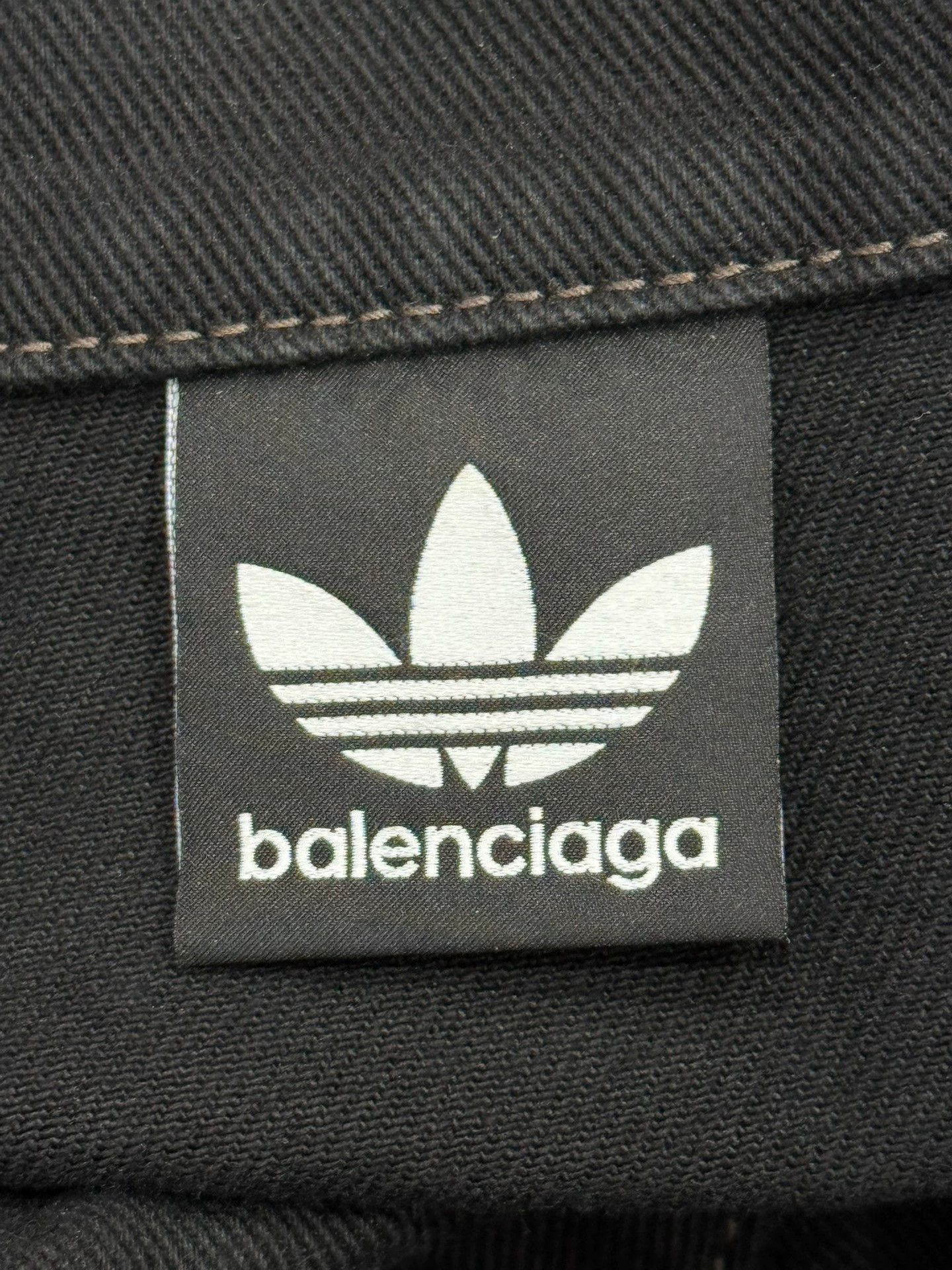 Balenciaga Balenciaga Adidas Denim Jacket 2 - dmc Size US XS / EU 42 / 0 - 7 Thumbnail