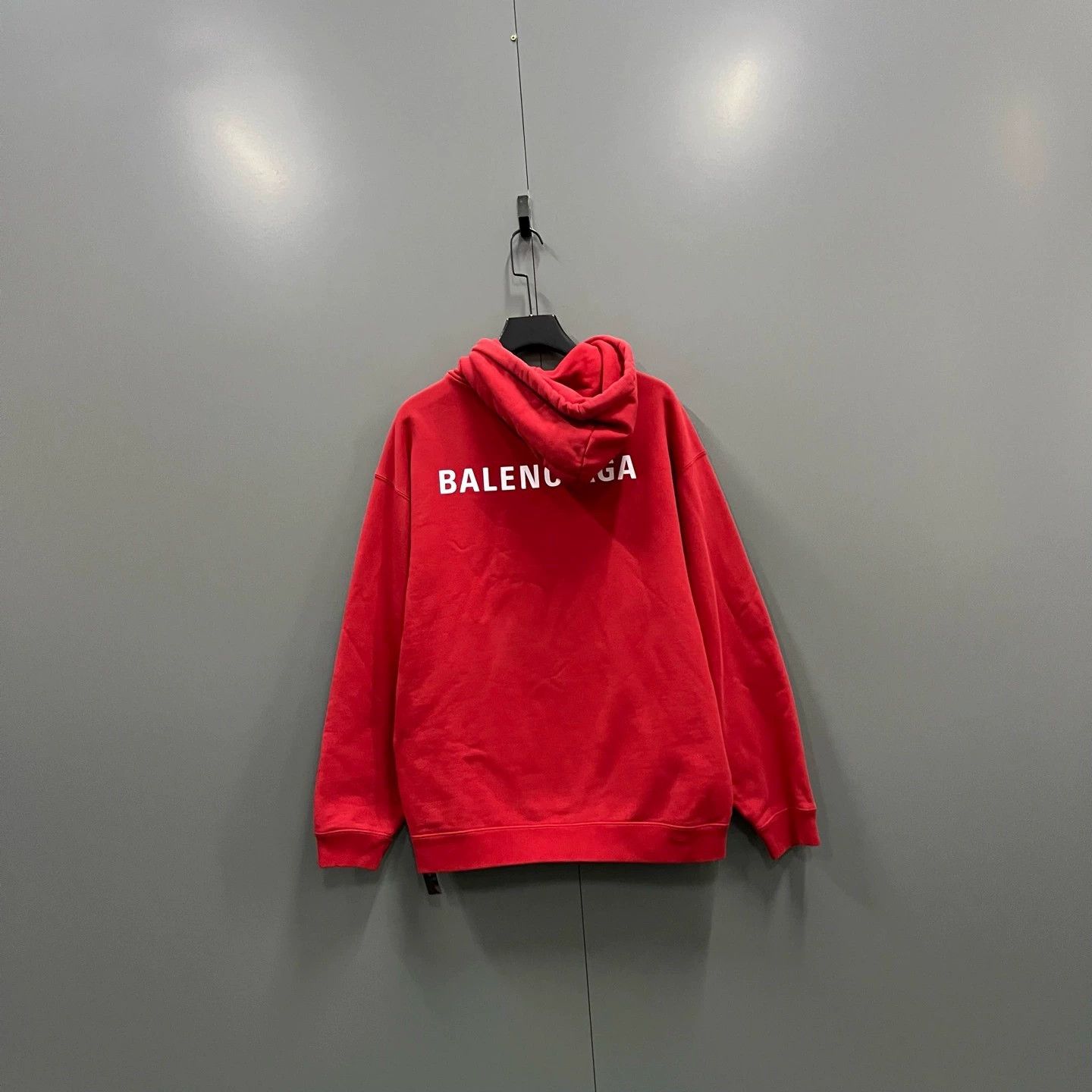 Balenciaga Balenciaga Red Back Logo Hoodie S - dmc Size US S / EU 44-46 / 1 - 2 Thumbnail