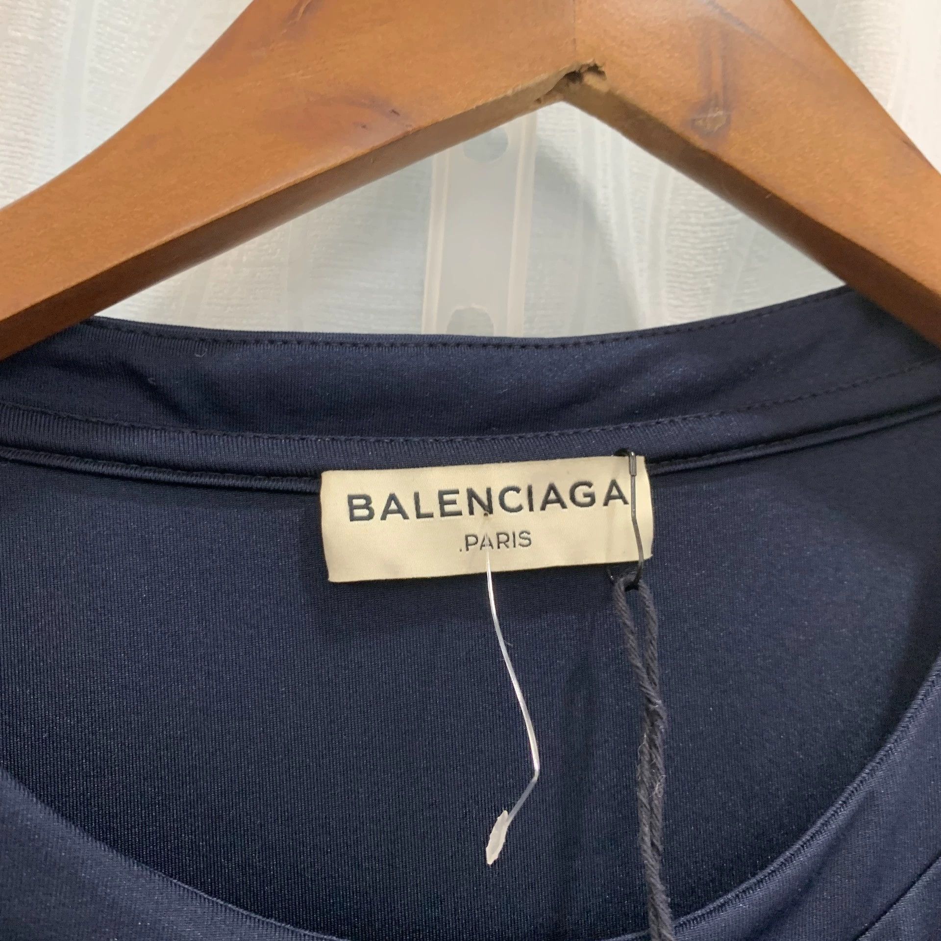 Balenciaga Balenciaga Perforated Short Sleeve T-Shirt L - dmc Size US L / EU 52-54 / 3 - 4 Thumbnail