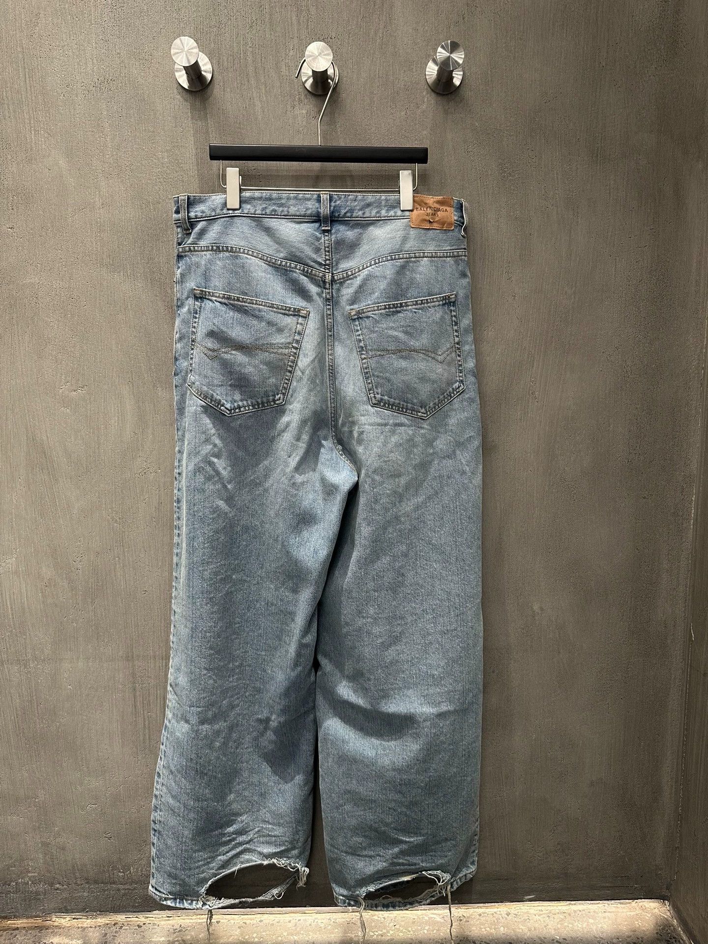 Balenciaga Balenciaga Light Blue Baggy Jeans - dmc Size US 38 / EU 54 - 2 Thumbnail