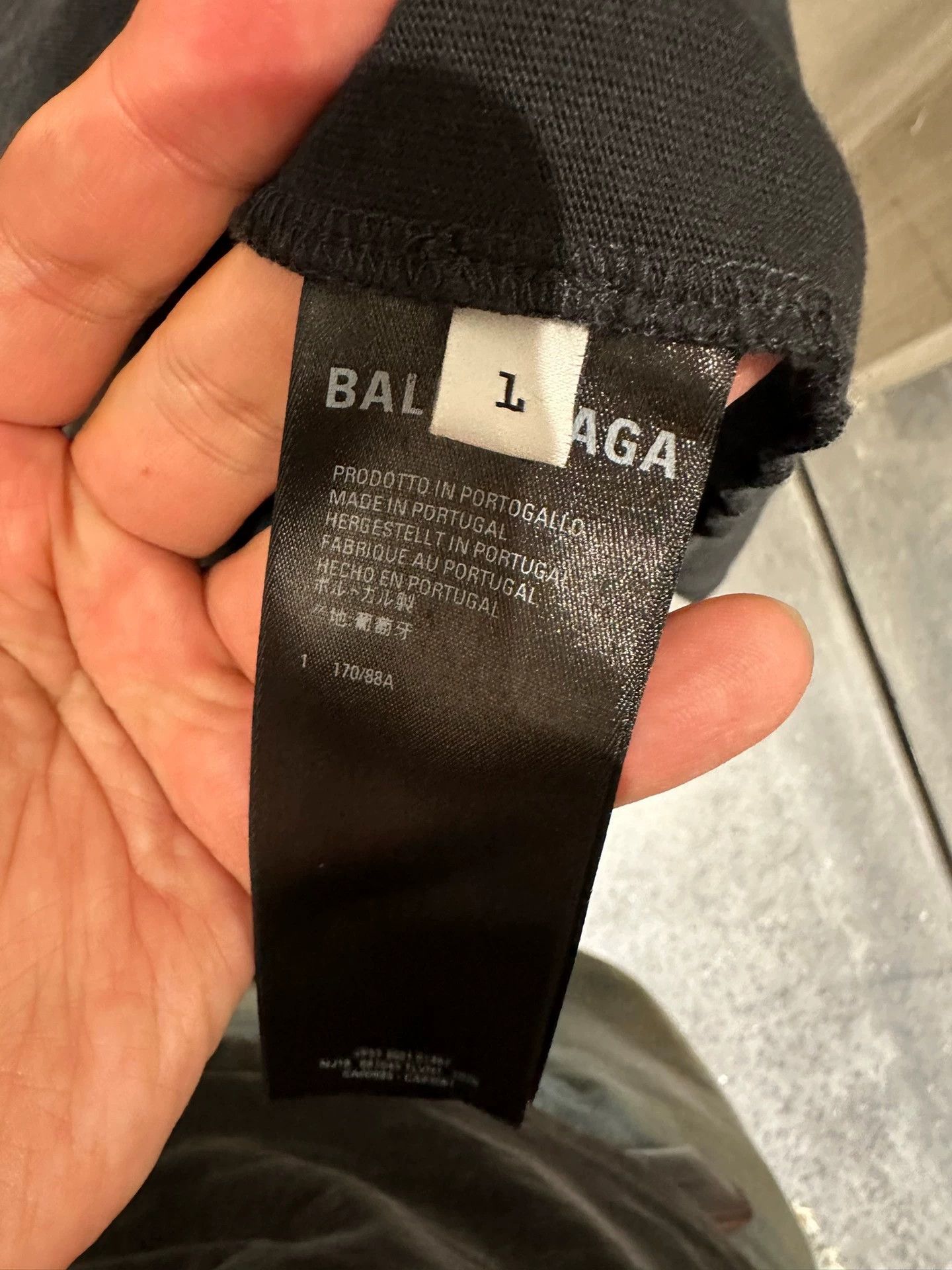 Balenciaga Balenciaga Small Logo Short Sleeve Tee - dmc Size US XS / EU 42 / 0 - 5 Thumbnail