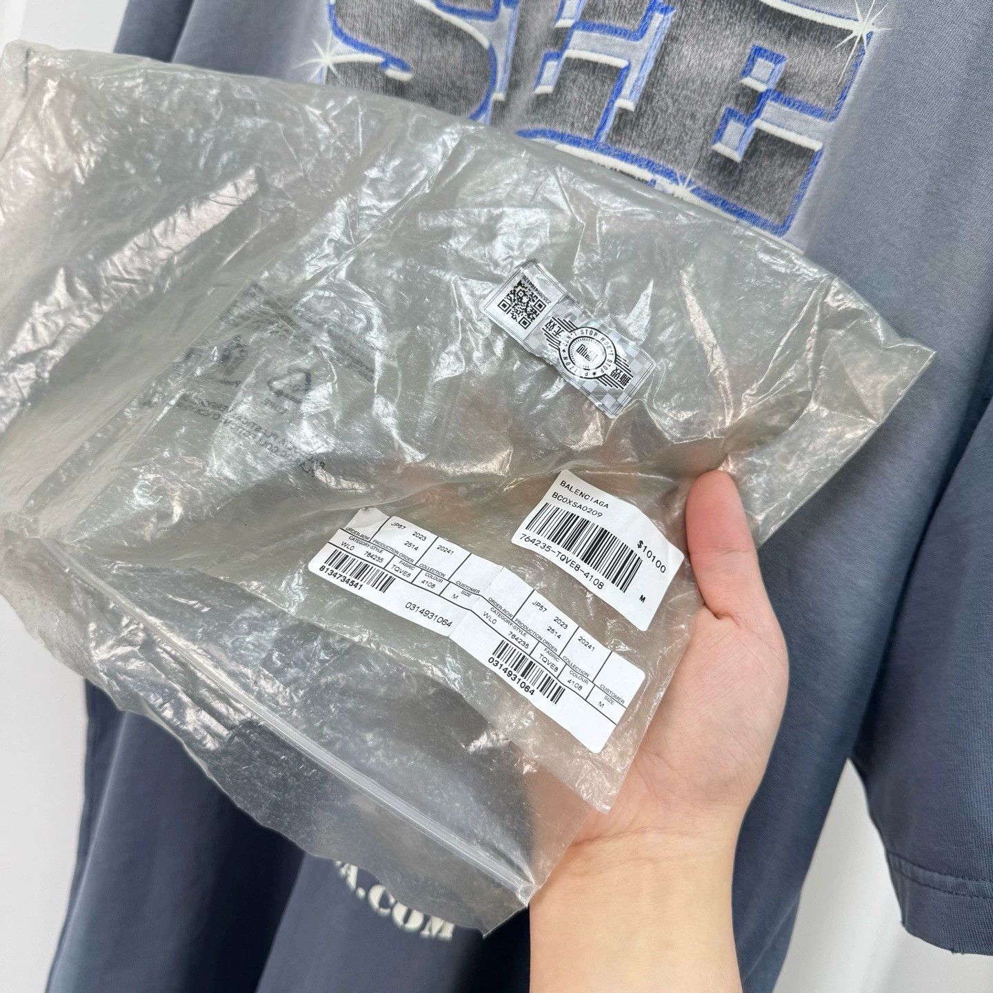 Balenciaga Balenciaga Diamond Water Destroyed Tee - dmc Size US M / EU 48-50 / 2 - 5 Thumbnail
