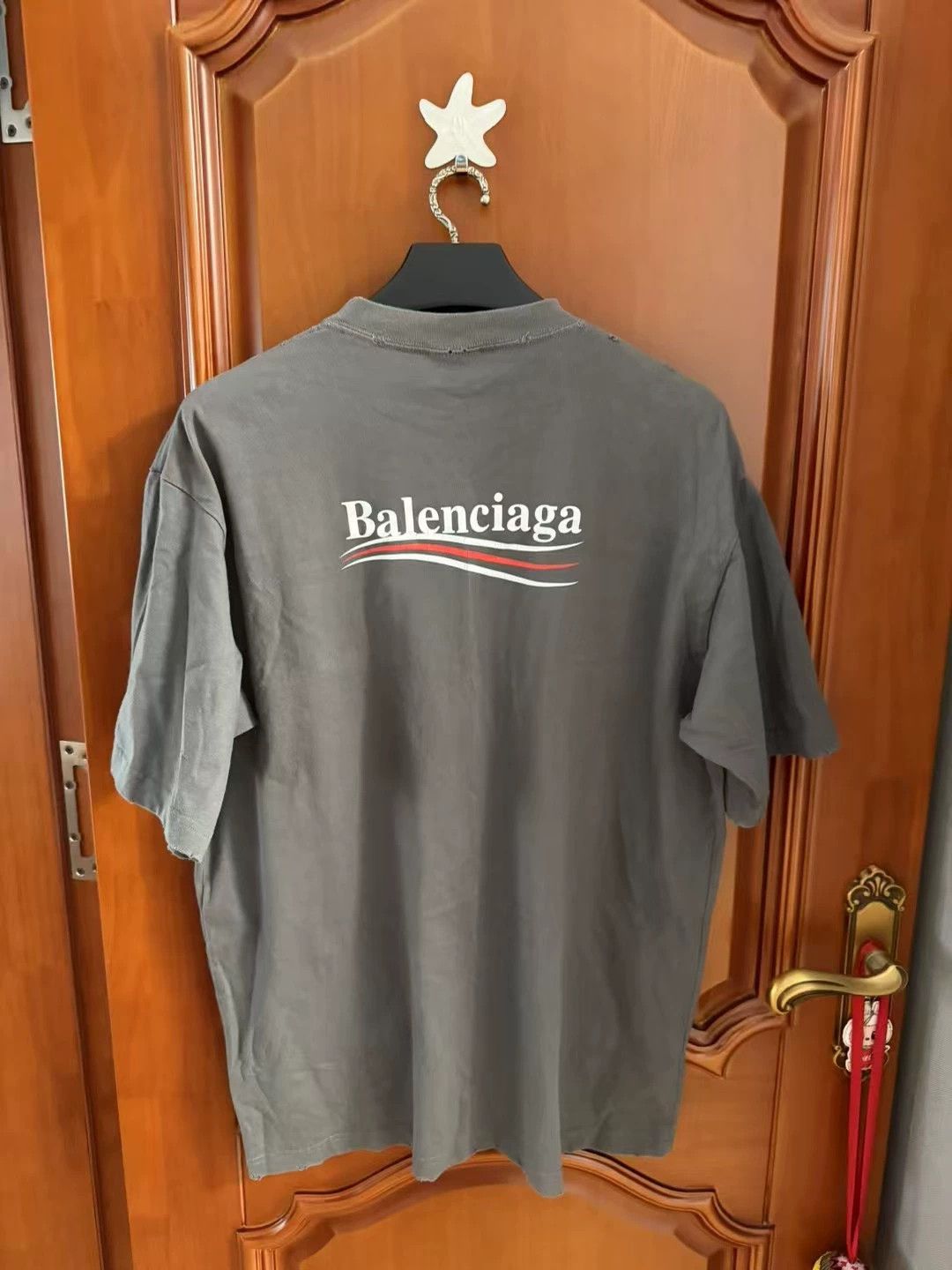 Balenciaga Balenciaga Coke Distressed Logo Gray Tee - dmc Size US M / EU 48-50 / 2 - 2 Thumbnail