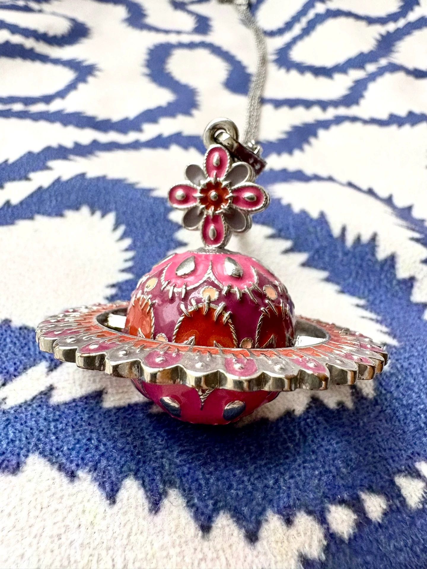 Vivienne Westwood Vivienne Westwood Pink Orb Pendant Necklace - dmc Size ONE SIZE - 3 Thumbnail