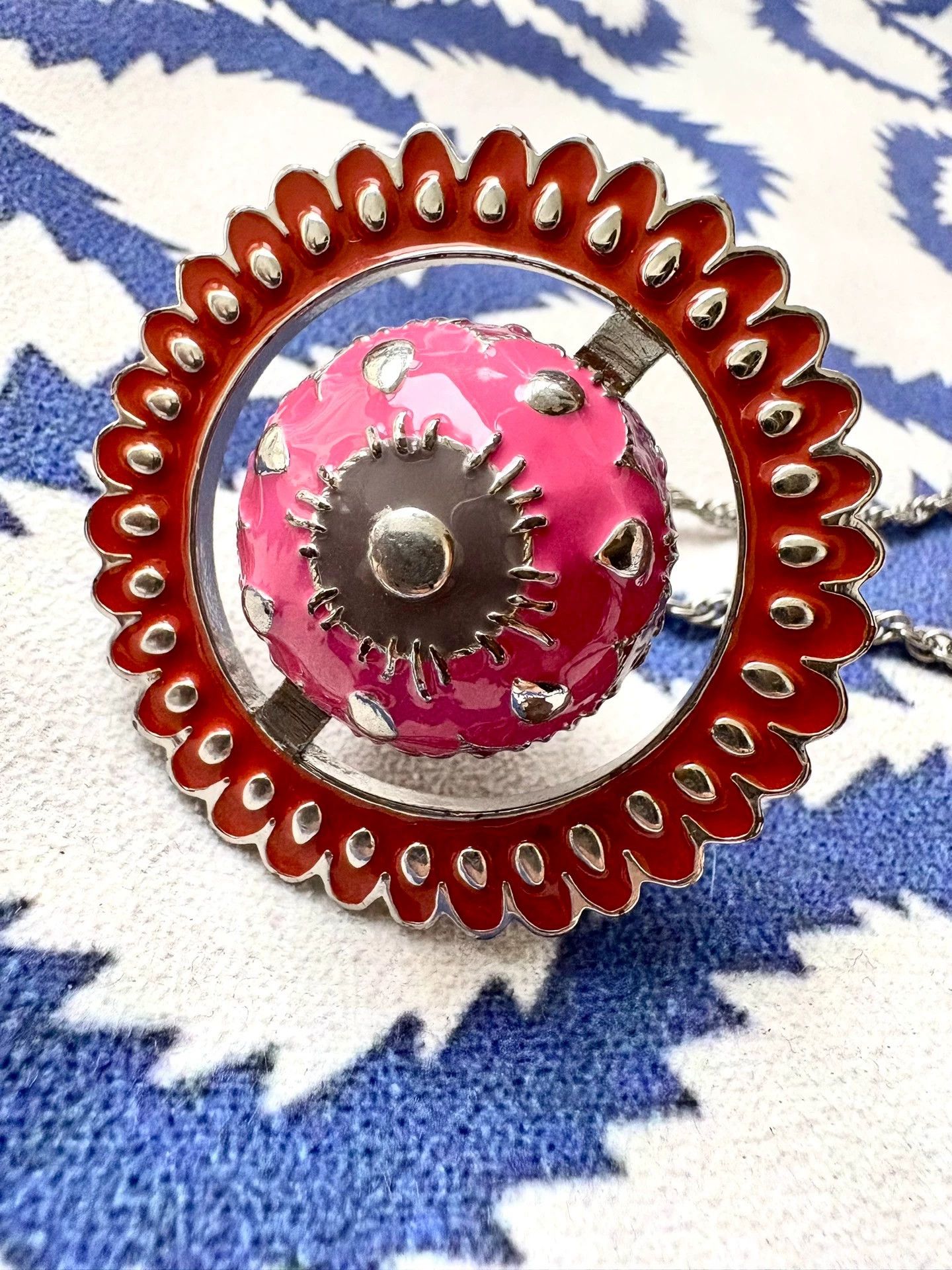 Vivienne Westwood Vivienne Westwood Pink Orb Pendant Necklace - dmc Size ONE SIZE - 5 Thumbnail