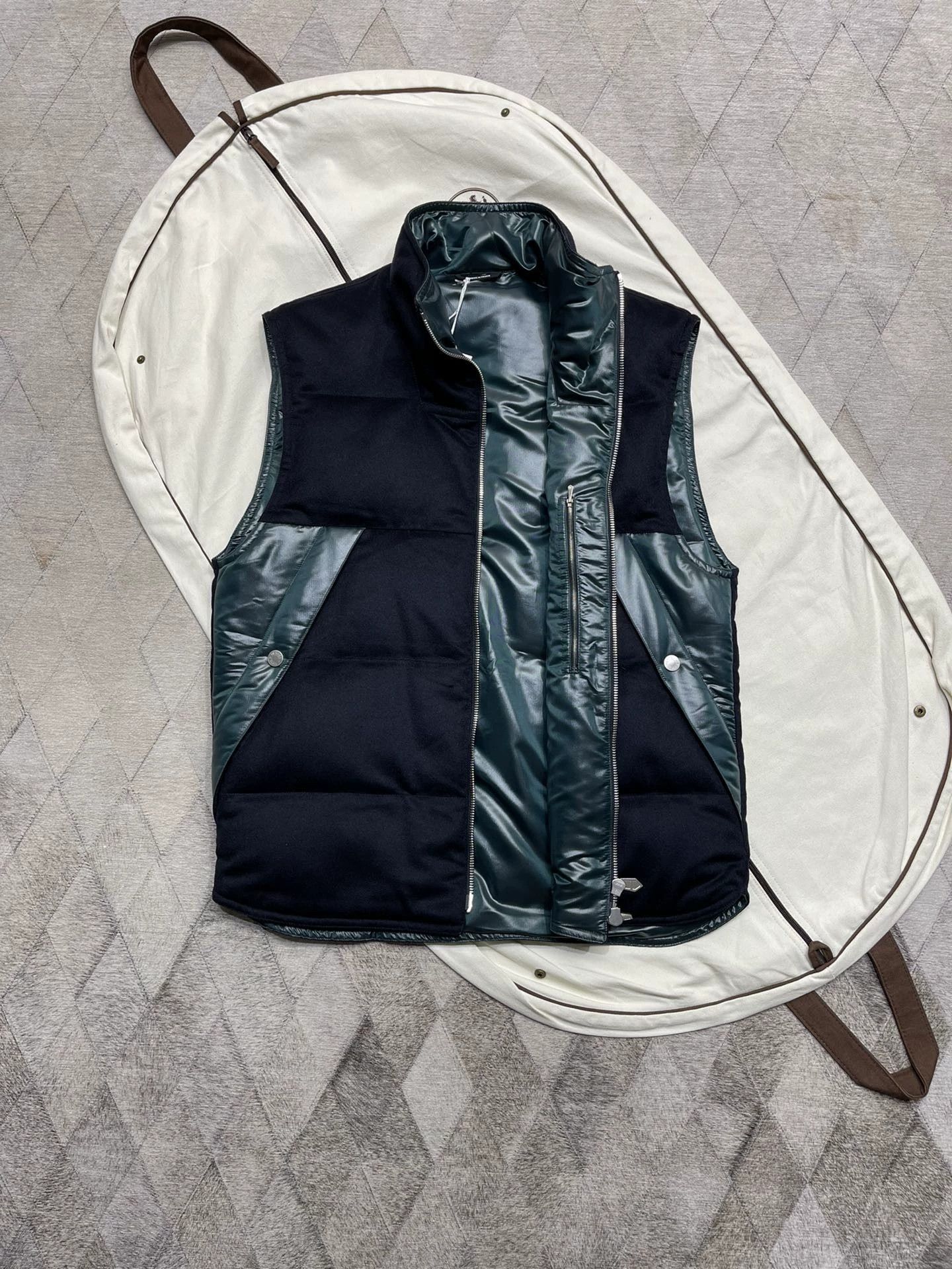 Hermes Hermes 2022 Cashmere Down Vest - dmc Size US L / EU 52-54 / 3 - 3 Thumbnail