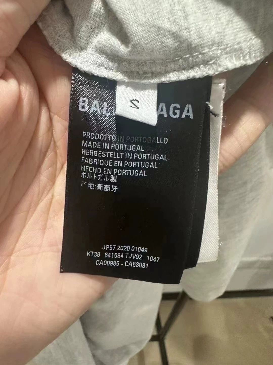 Balenciaga Balenciaga Black Gray Logo Short Sleeve - dmc Size US S / EU 44-46 / 1 - 3 Thumbnail