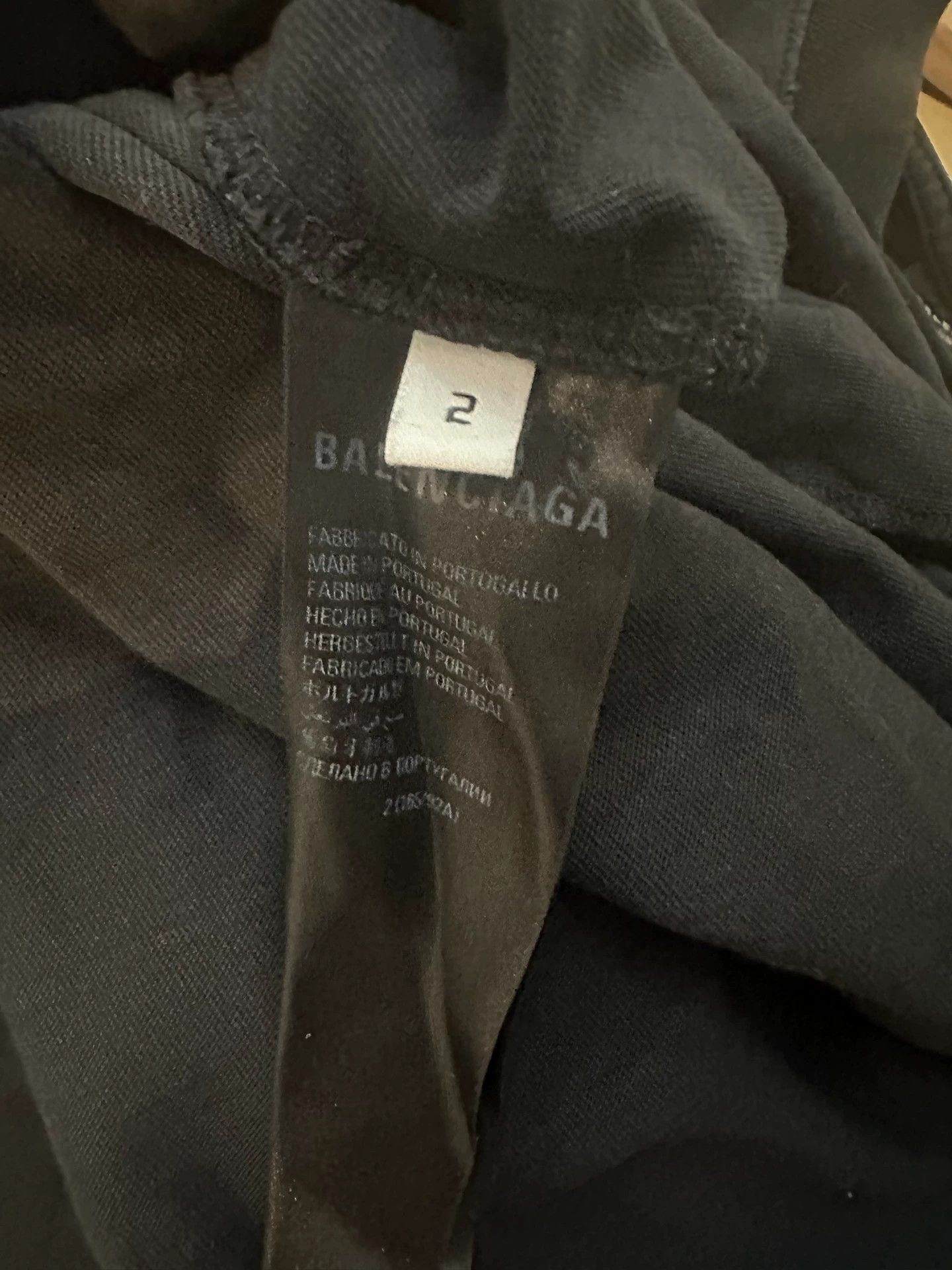 Balenciaga Balenciaga FW22 Apple Logo Short Sleeve Tee - dmc Size US S / EU 44-46 / 1 - 4 Thumbnail
