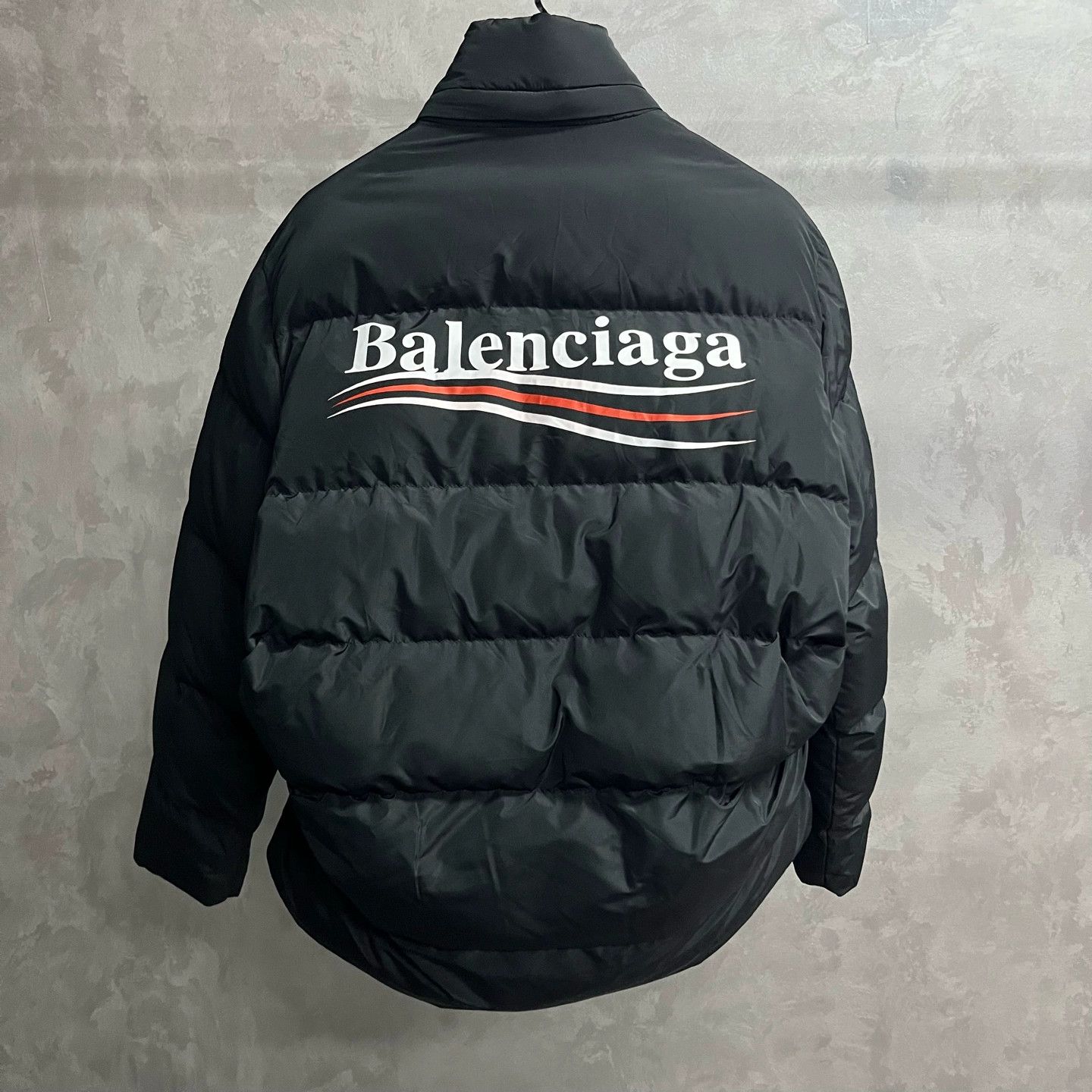 Balenciaga Balenciaga Black Logo Puffer Jacket - dmc Size US XS / EU 42 / 0 - 5 Thumbnail