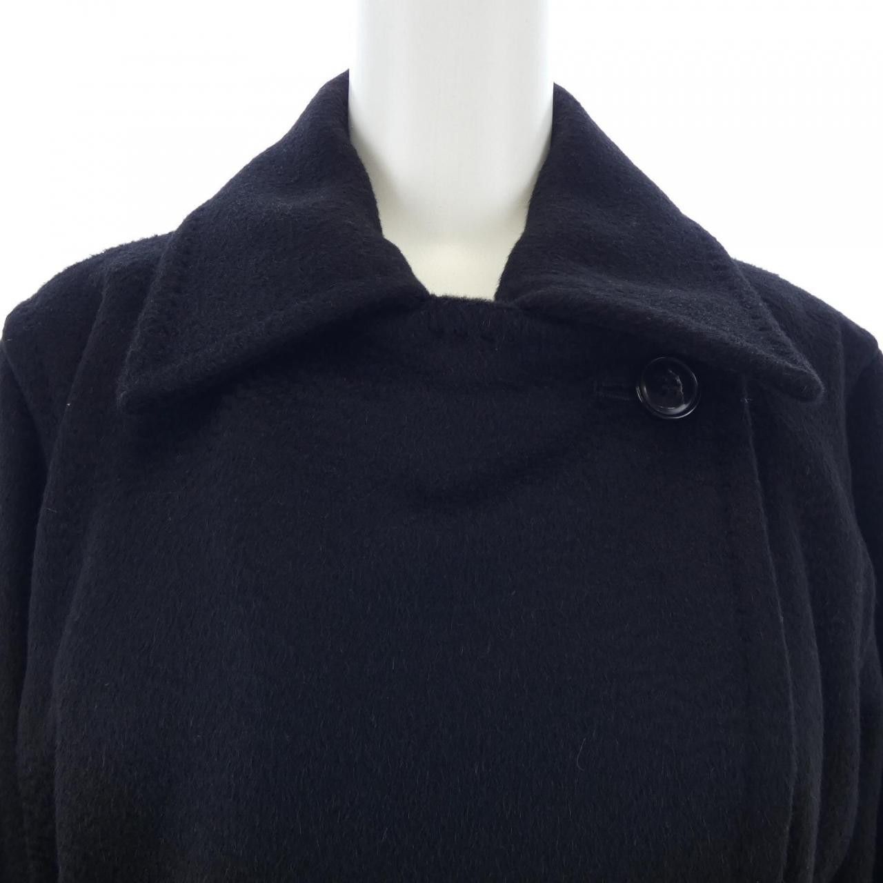 Max Mara MaxMara Max Mara 100% Camel Coat Natural Material Outerwear 101607 DUTY FREE for USA Size ONE SIZE - 5 Thumbnail