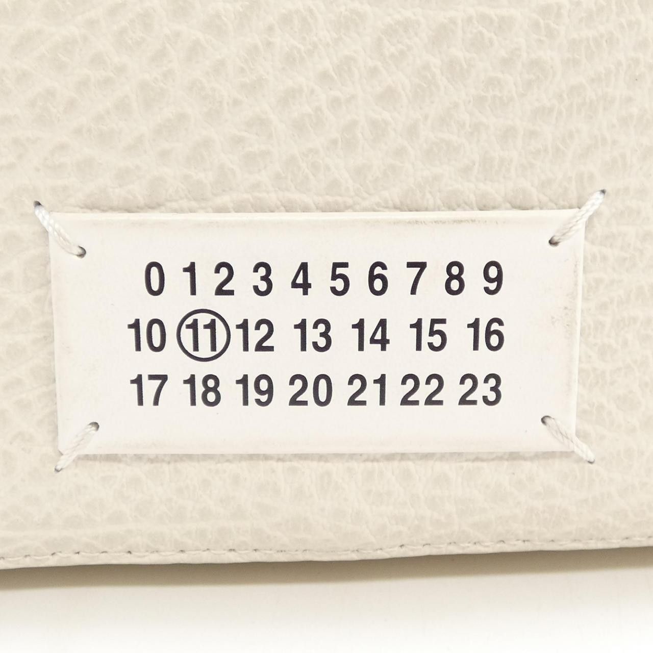 Maison Margiela Maison Martin Margiela Maison Margiela SB1WG0018 Grainy Calf Leather Bag Leather Crossbody Bag SB1WG0018 DUTY FREE for USA Size ONE SIZE - 5 Thumbnail