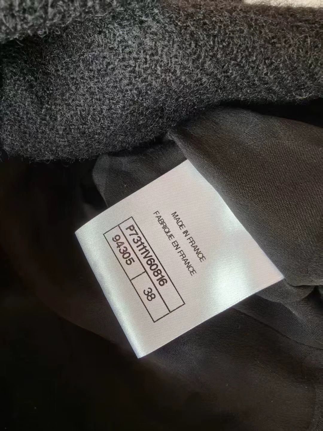 Chanel Chanel Gray Buttoned Outerwear - dmc Size US M / EU 48-50 / 2 - 4 Thumbnail