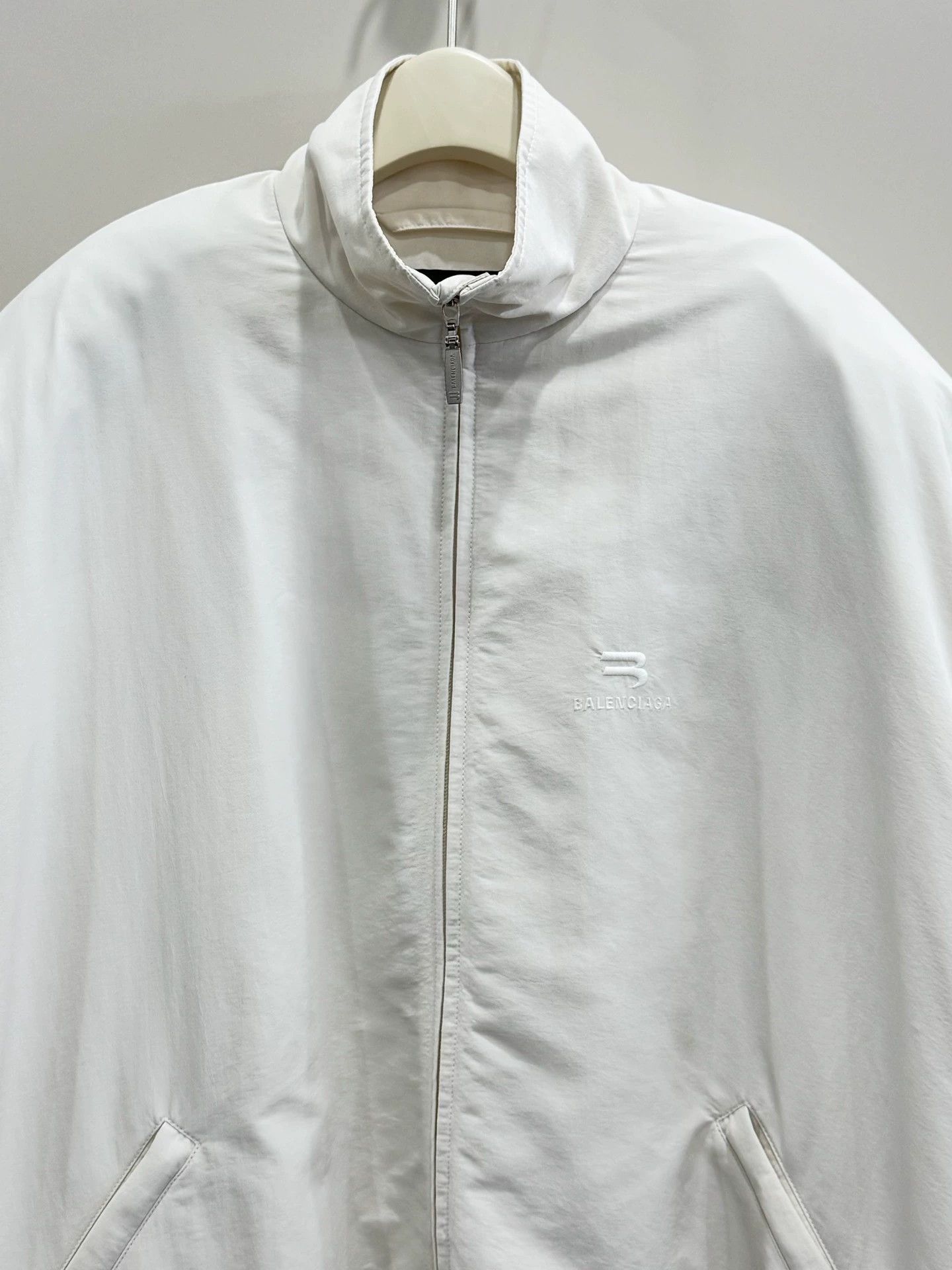 Balenciaga Balenciaga Sporty B Padded Shoulder Jacket - dmc Size US XS / EU 42 / 0 - 3 Thumbnail
