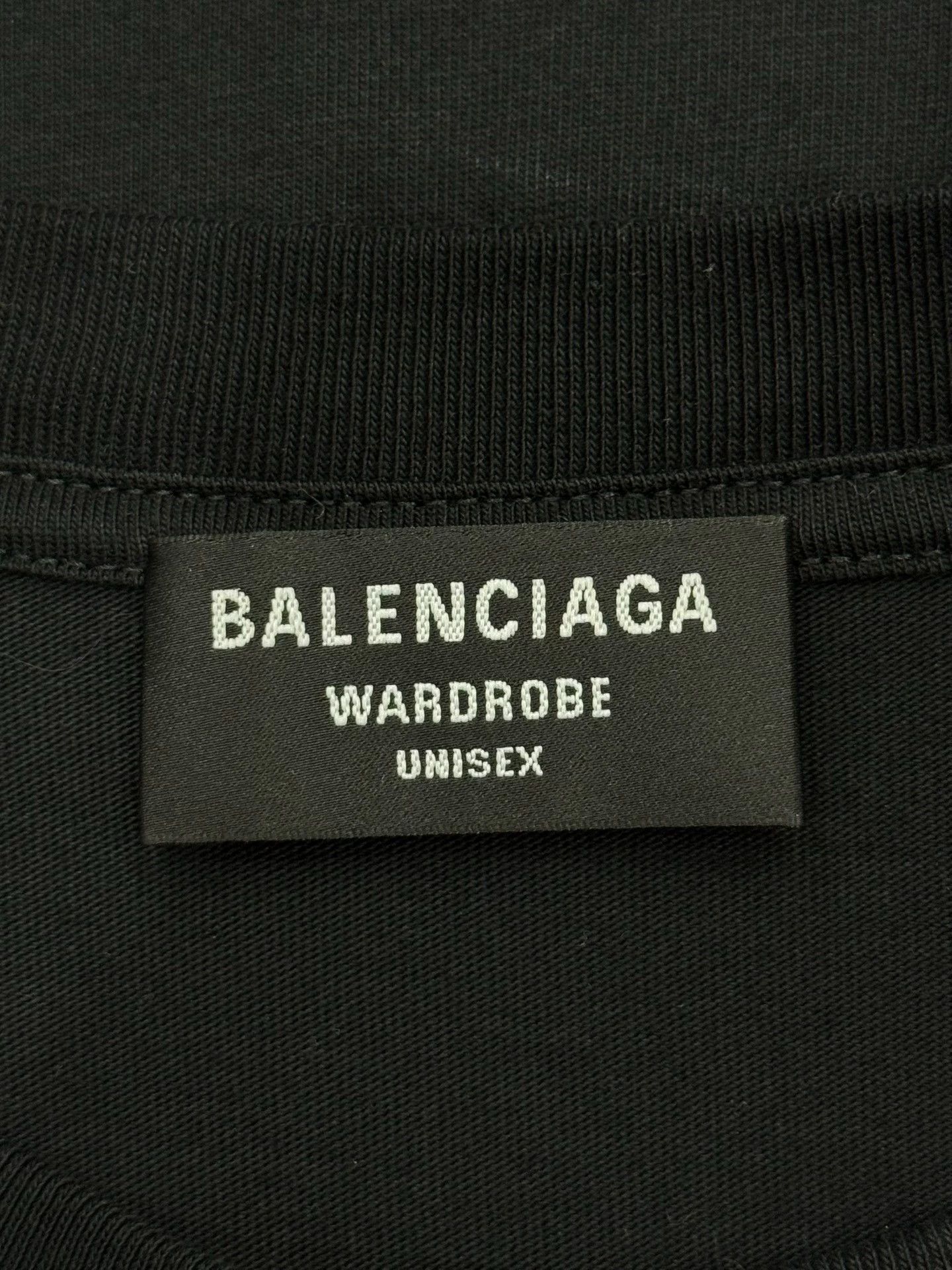 Balenciaga Balenciaga Embroidered Badge Short Sleeve - dmc Size US M / EU 48-50 / 2 - 7 Thumbnail