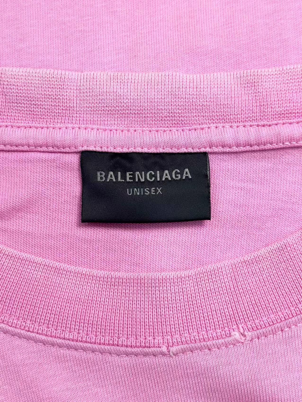Balenciaga Balenciaga Distressed Logo Short Sleeve T-Shirt - dmc Size US XS / EU 42 / 0 - 7 Thumbnail