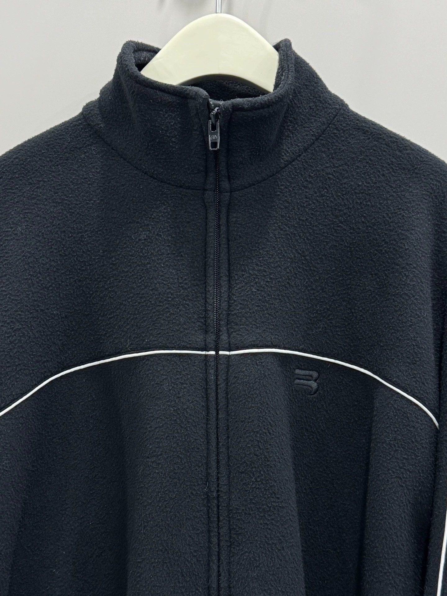 Balenciaga Balenciaga SportyB Embroidered Jacket - dmc Size US L / EU 52-54 / 3 - 3 Thumbnail