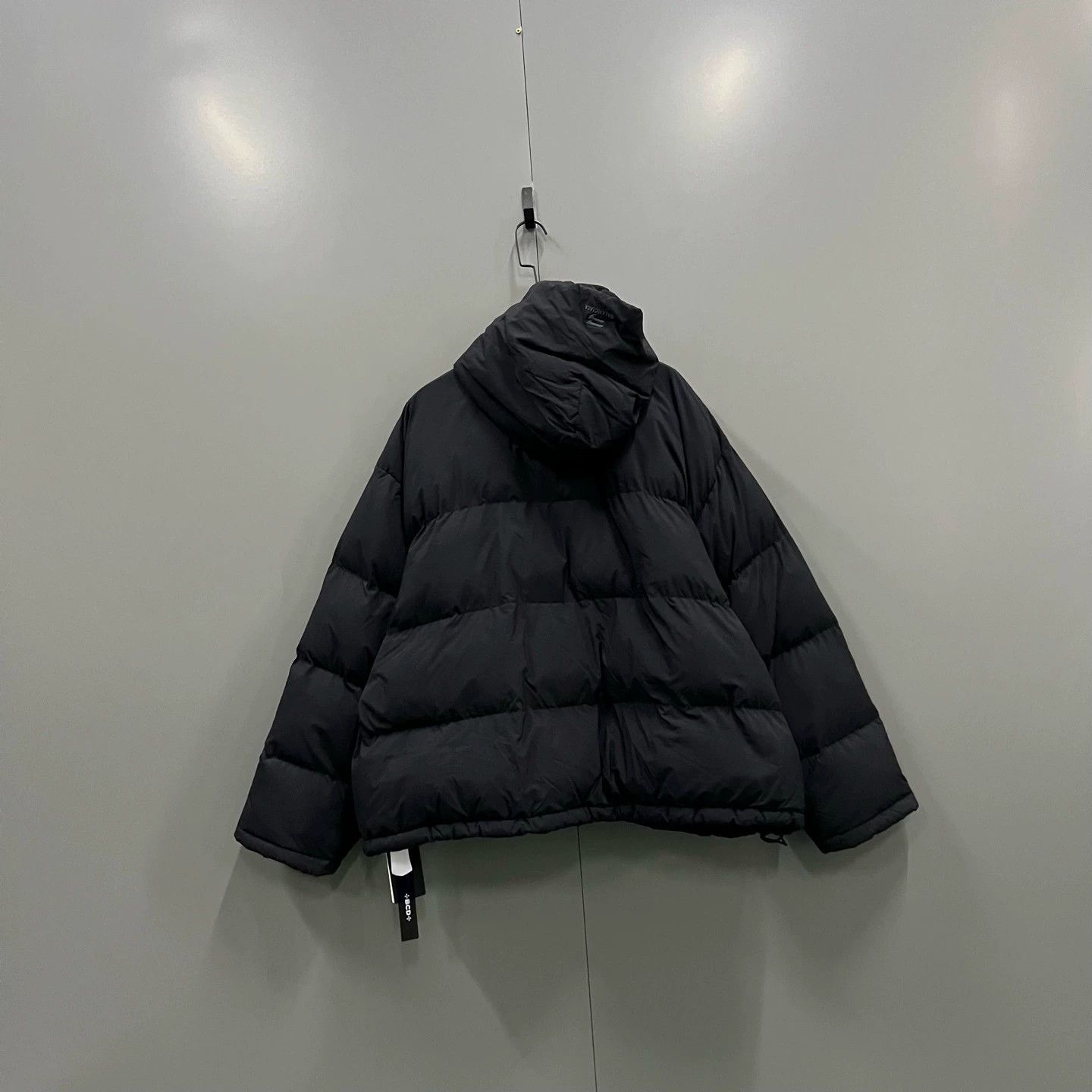 Balenciaga Balenciaga Black Hooded Down Jacket - dmc Size US XXL / EU 58 / 5 - 2 Thumbnail