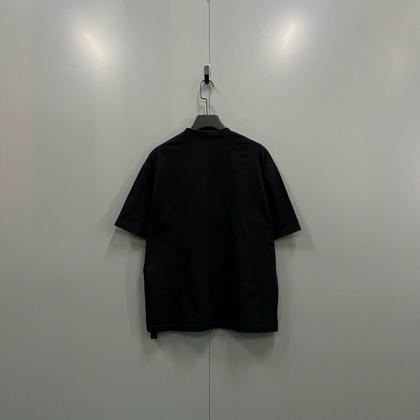 Balenciaga Balenciaga Wheat Shears Logo T-shirt - dmc Size US S / EU 44-46 / 1 - 3 Thumbnail