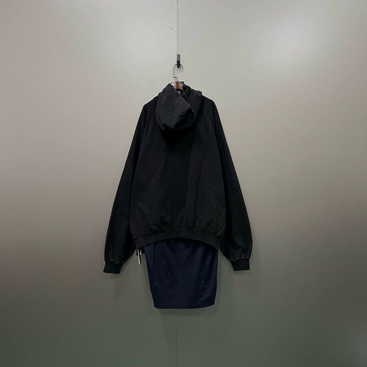 Balenciaga Balenciaga Black BB Logo Hoodie - dmc Size US M / EU 48-50 / 2 - 2 Thumbnail