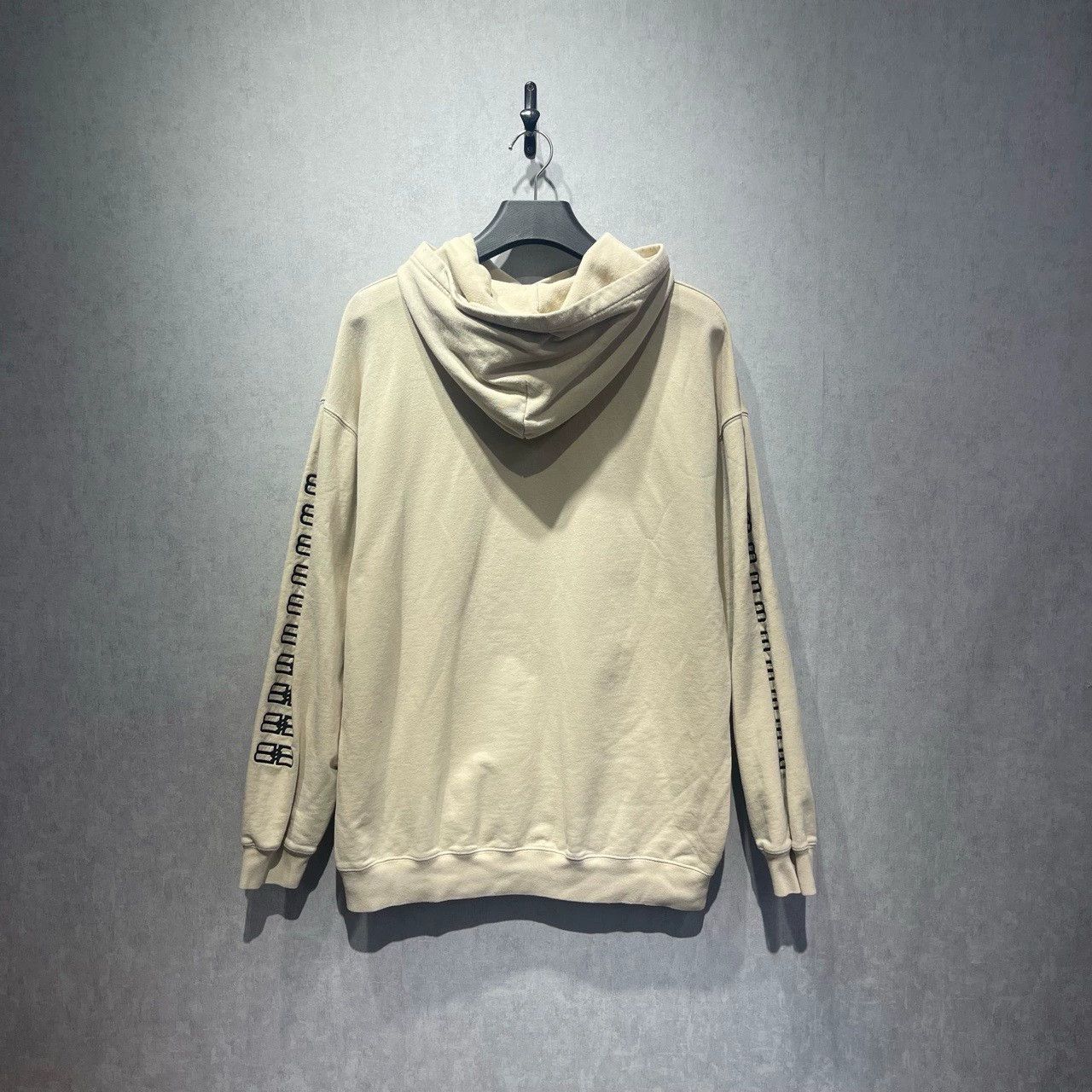 Balenciaga Balenciaga Double B Embroidered Hoodie - dmc Size US M / EU 48-50 / 2 - 2 Thumbnail