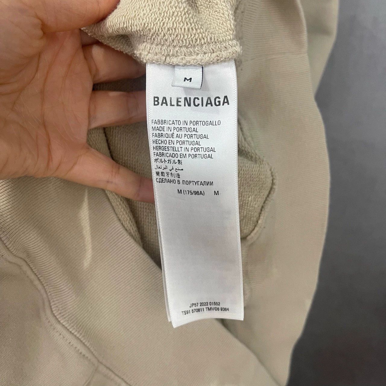 Balenciaga Balenciaga Double B Embroidered Hoodie - dmc Size US M / EU 48-50 / 2 - 4 Thumbnail
