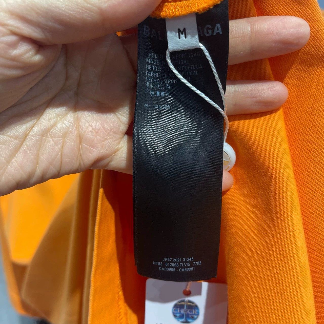 Balenciaga Balenciaga Orange Logo Embroidered T-shirt - dmc Size US M / EU 48-50 / 2 - 4 Thumbnail