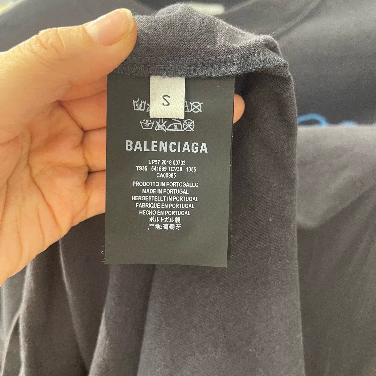 Balenciaga Balenciaga Portrait Print Long Sleeve T-shirt - dmc Size US S / EU 44-46 / 1 - 4 Thumbnail