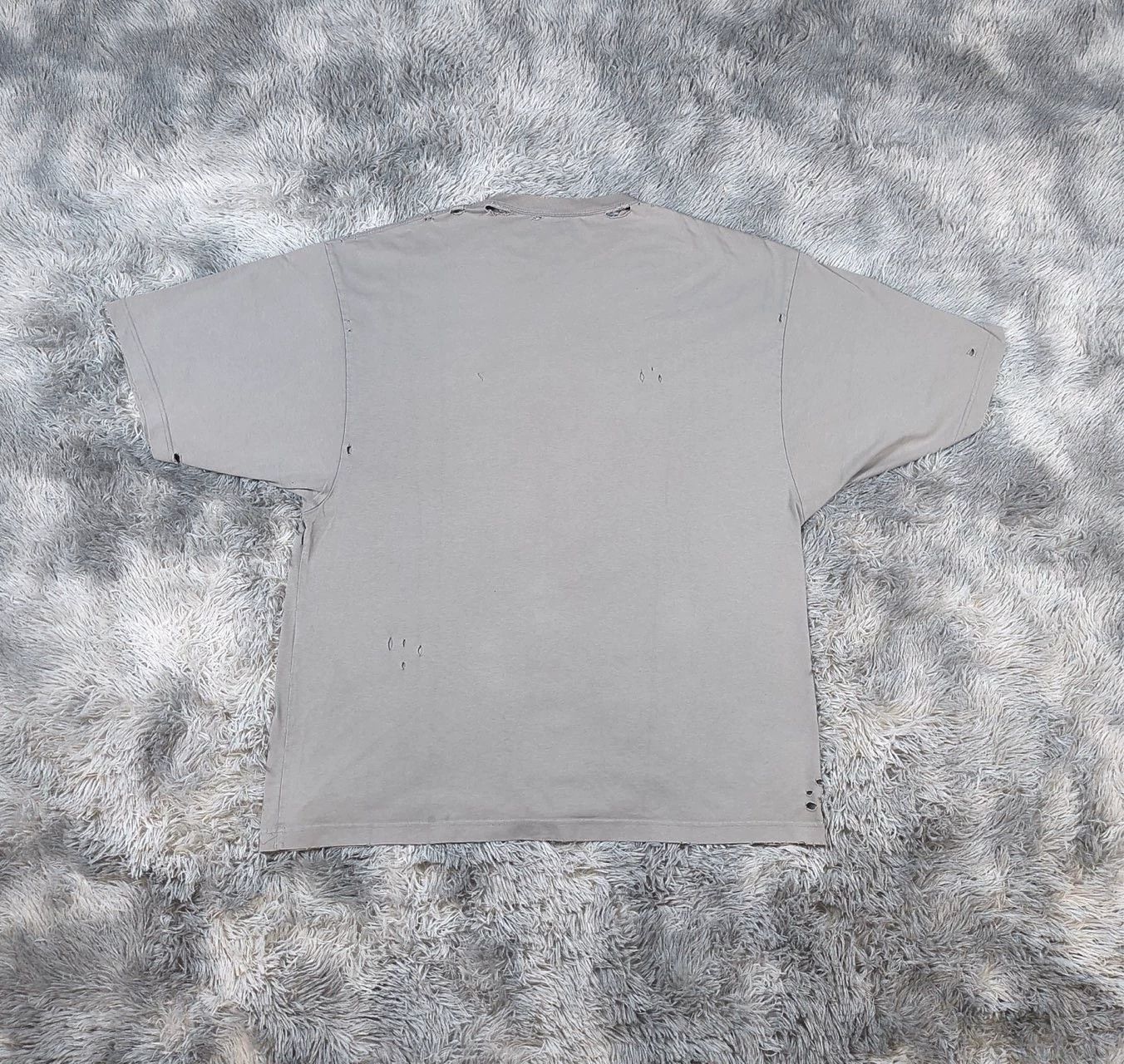 Balenciaga Balenciaga Blurred Logo Short Sleeve T-Shirt - dmc Size US M / EU 48-50 / 2 - 2 Thumbnail