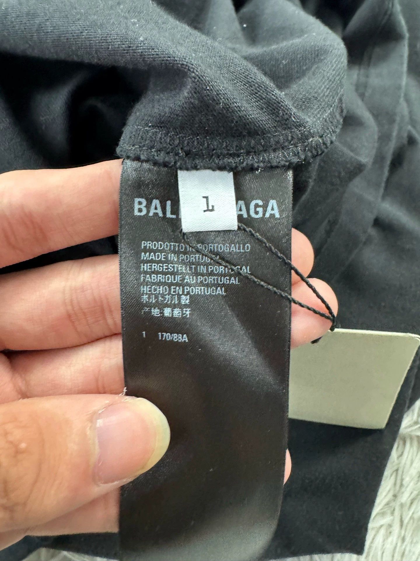 Balenciaga Balenciaga Distressed Scissors Sweatshirt - dmc Size US XS / EU 42 / 0 - 6 Thumbnail