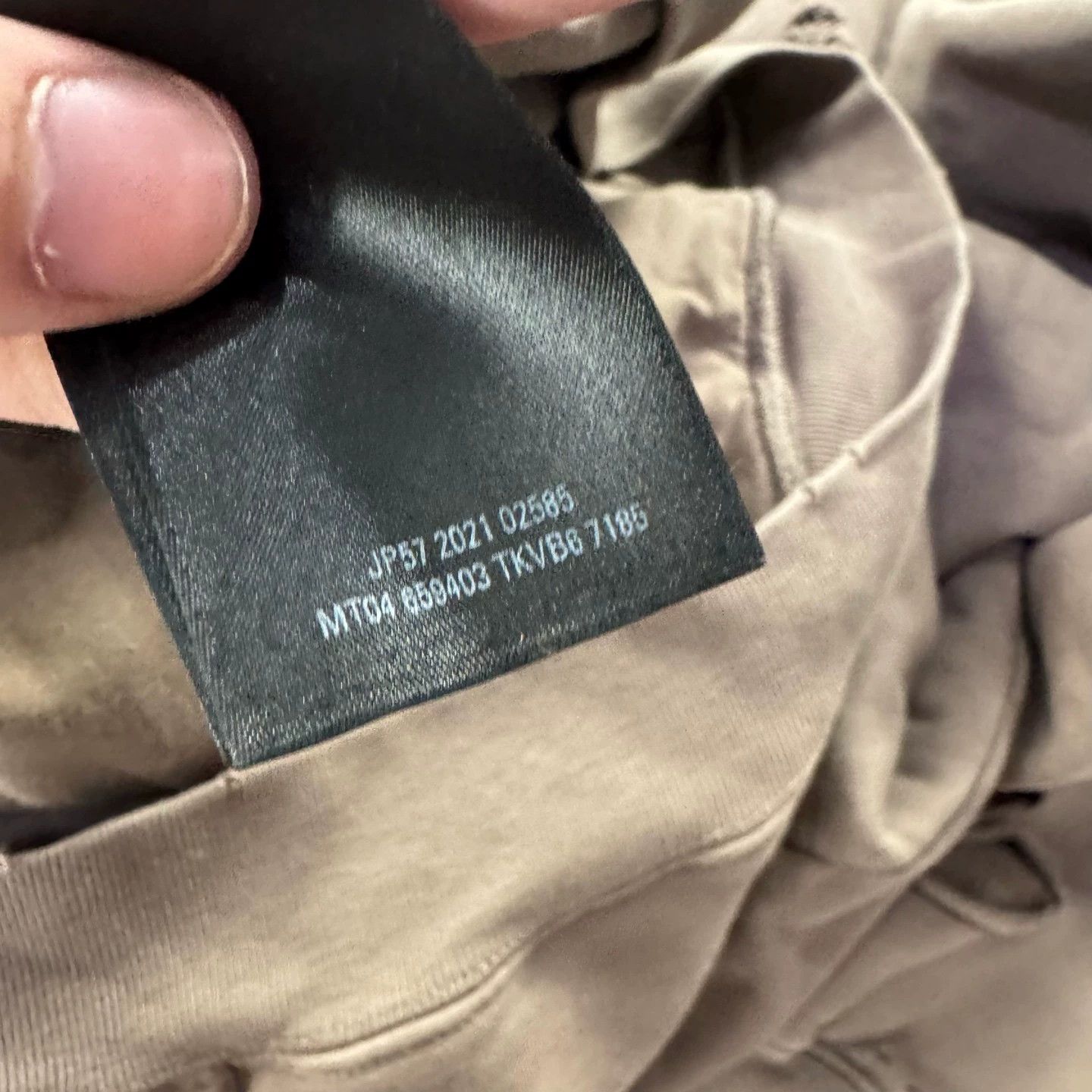 Balenciaga Balenciaga Distressed Double-Layer Hoodie - dmc Size US XXS / EU 40 - 6 Thumbnail