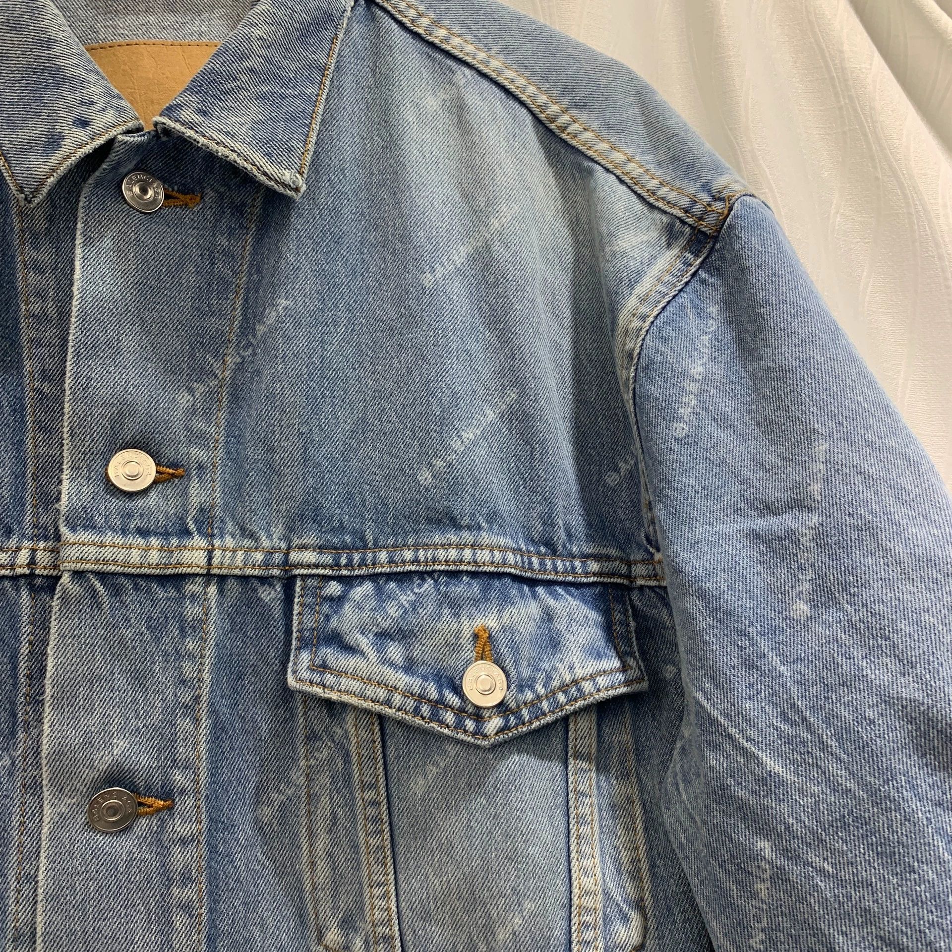 Balenciaga Balenciaga Blue Denim Jacket Size 40 - dmc Size US XL / EU 56 / 4 - 2 Thumbnail